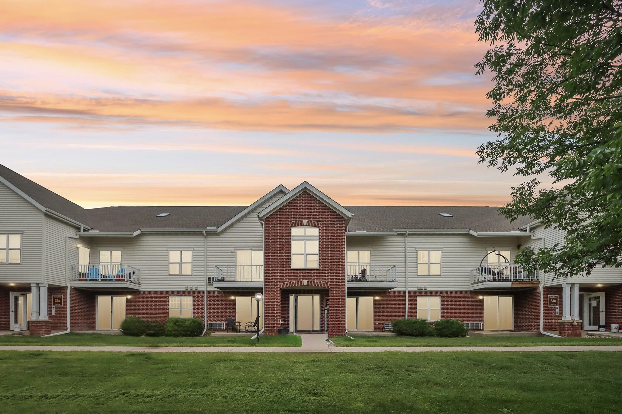 33A Grand Canyon Drive 110