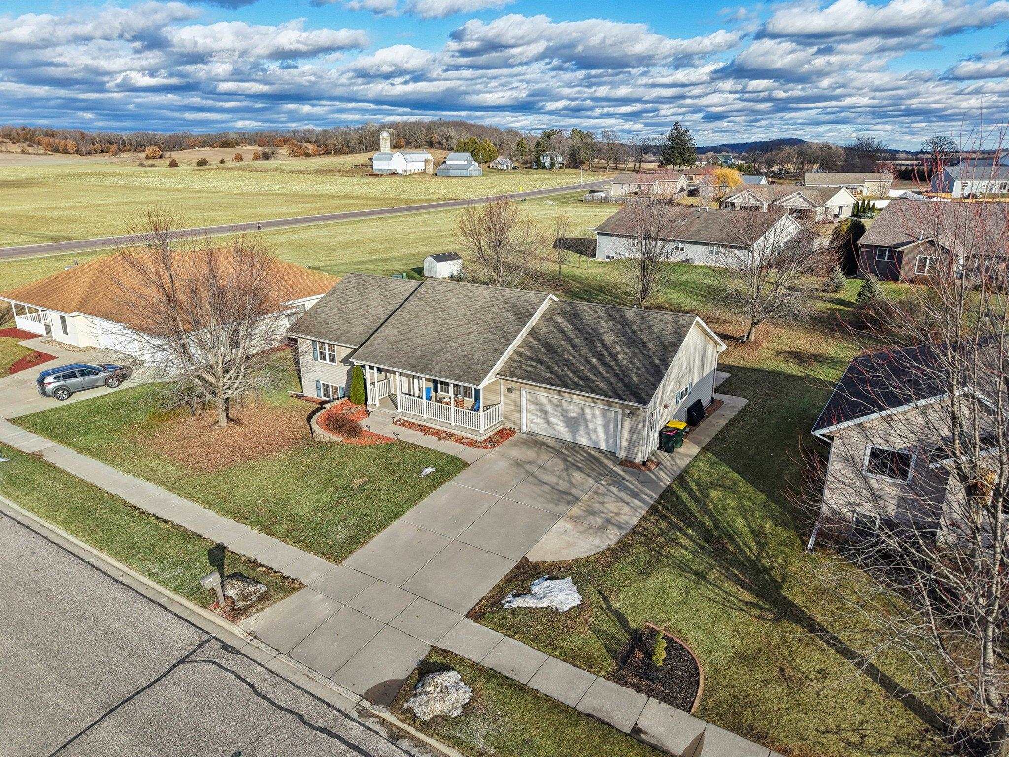 724 Eastridge Drive