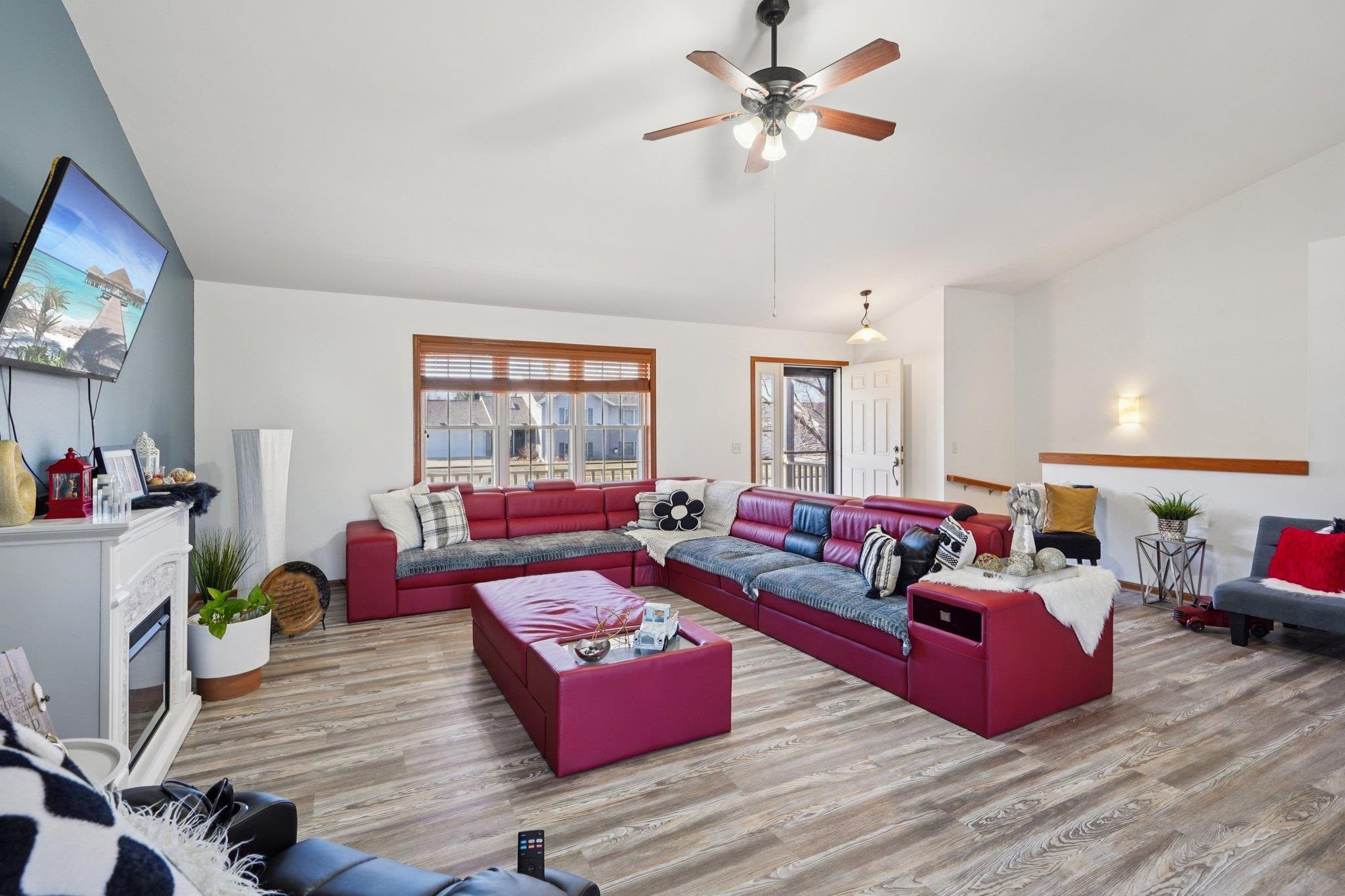 724 Eastridge Drive