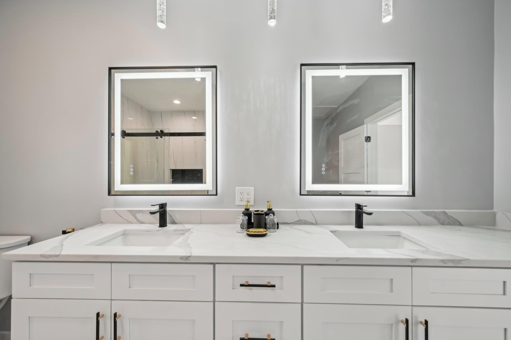 362 Meadowbrook Lane