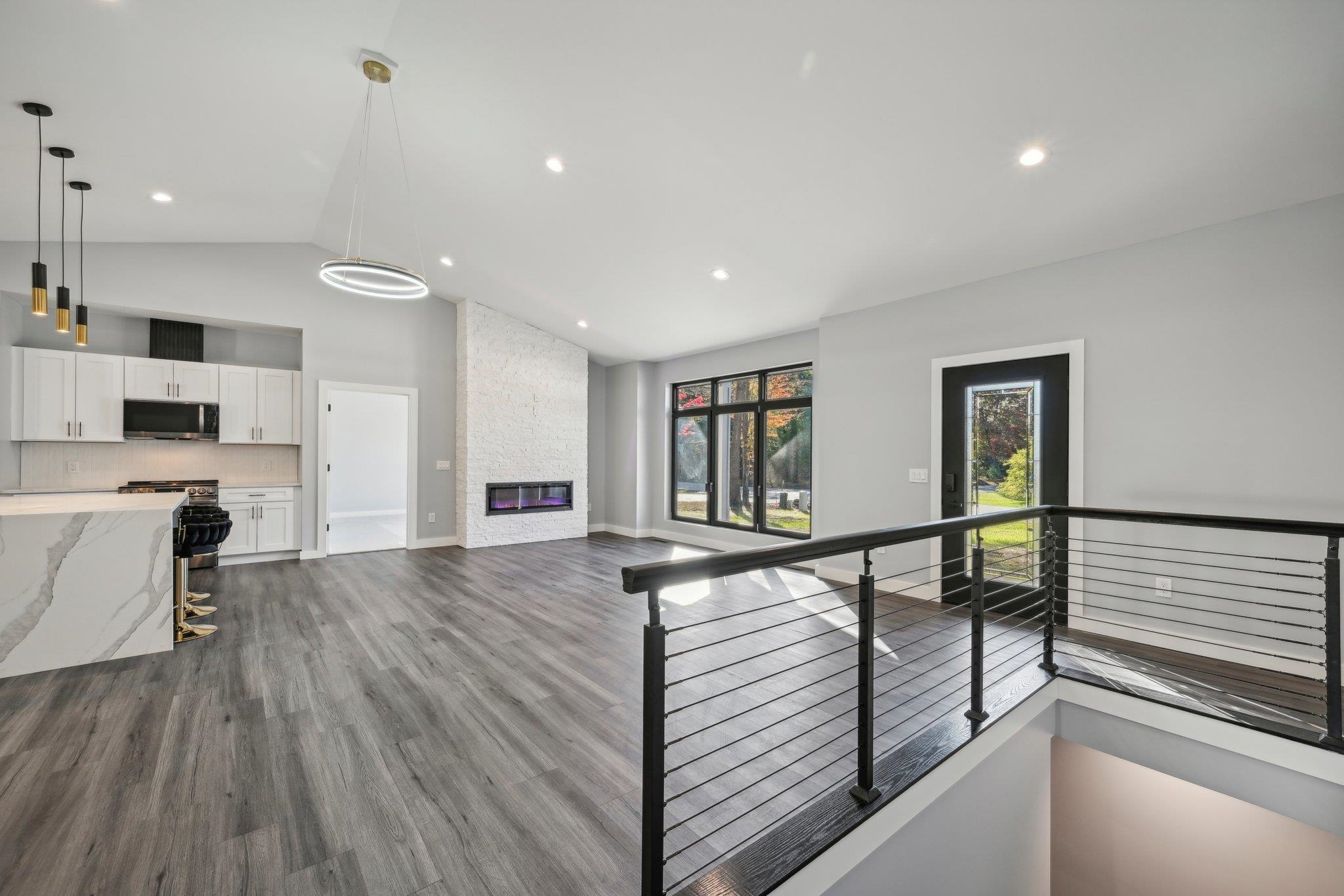 362 Meadowbrook Lane