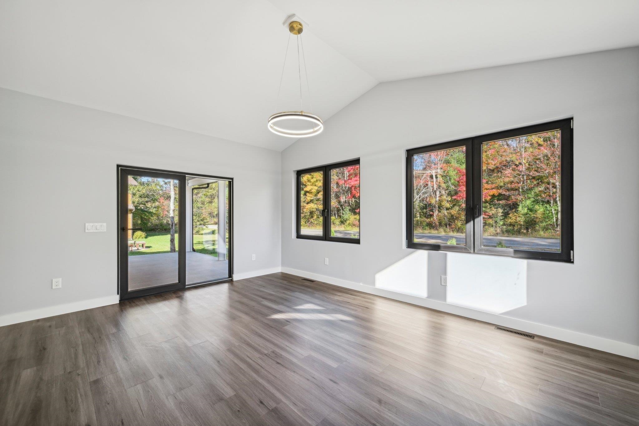 362 Meadowbrook Lane