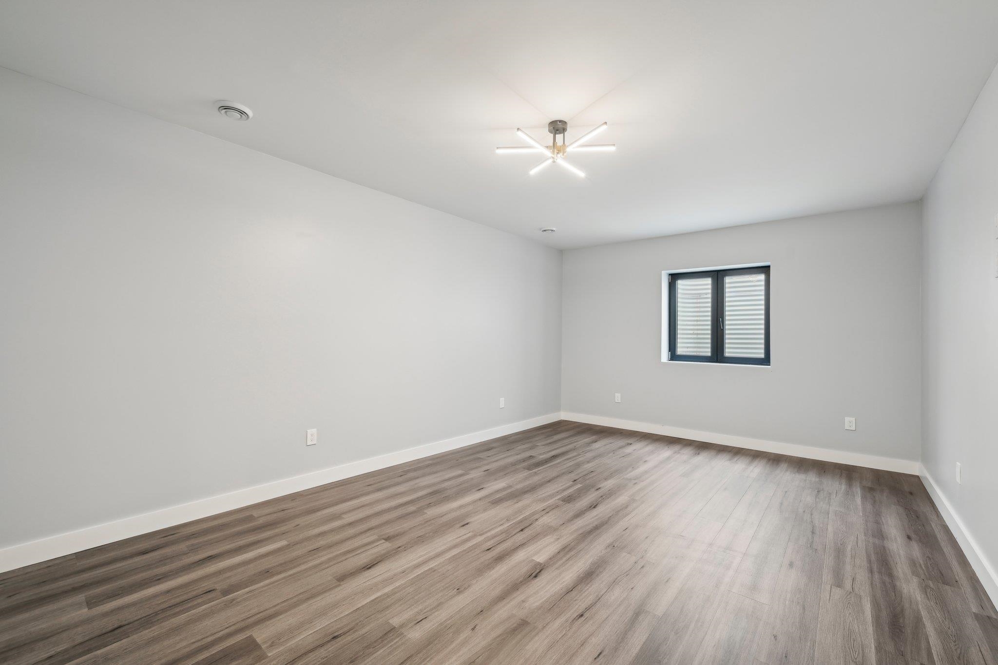 362 Meadowbrook Lane