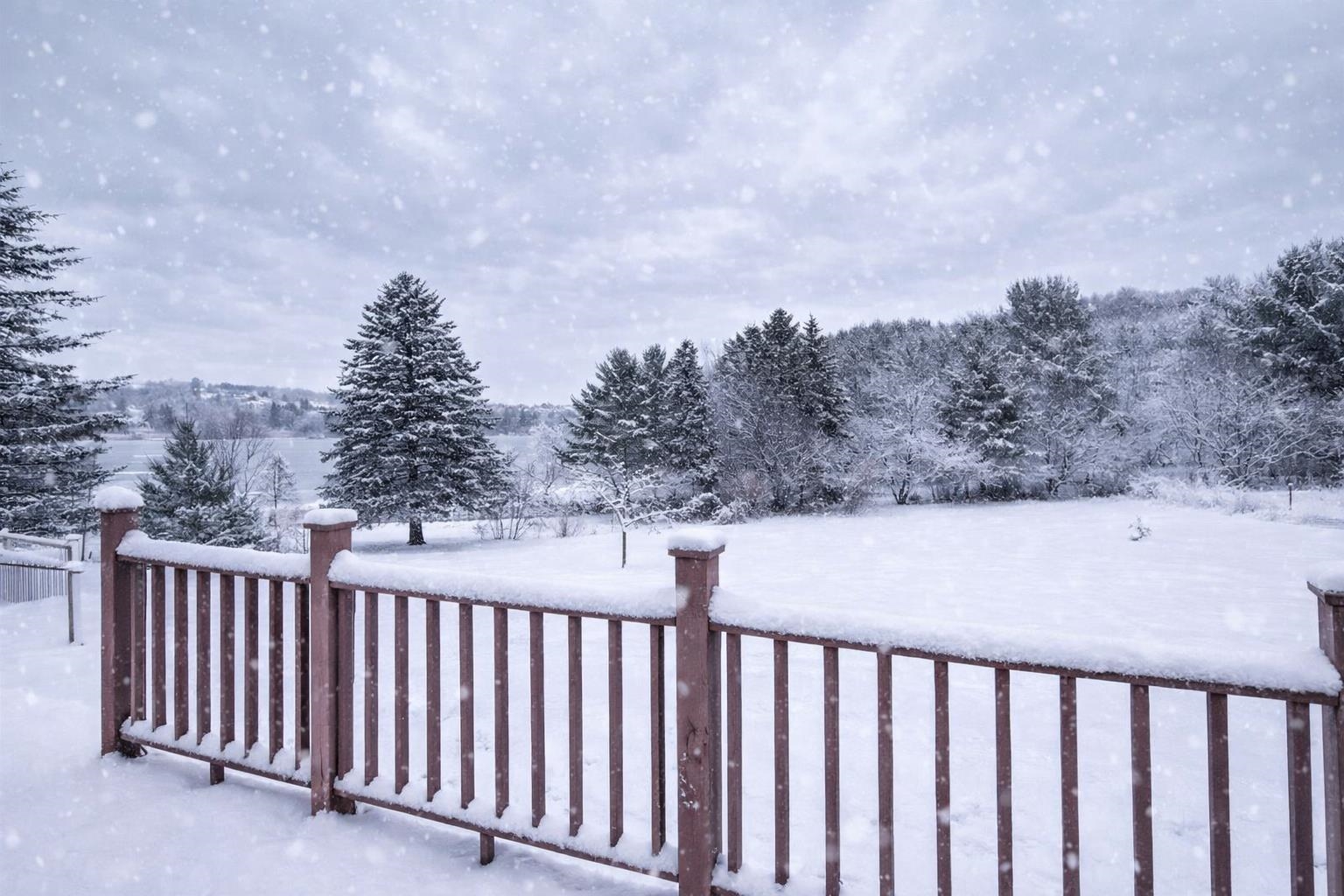 E2708 Green Knoll Drive