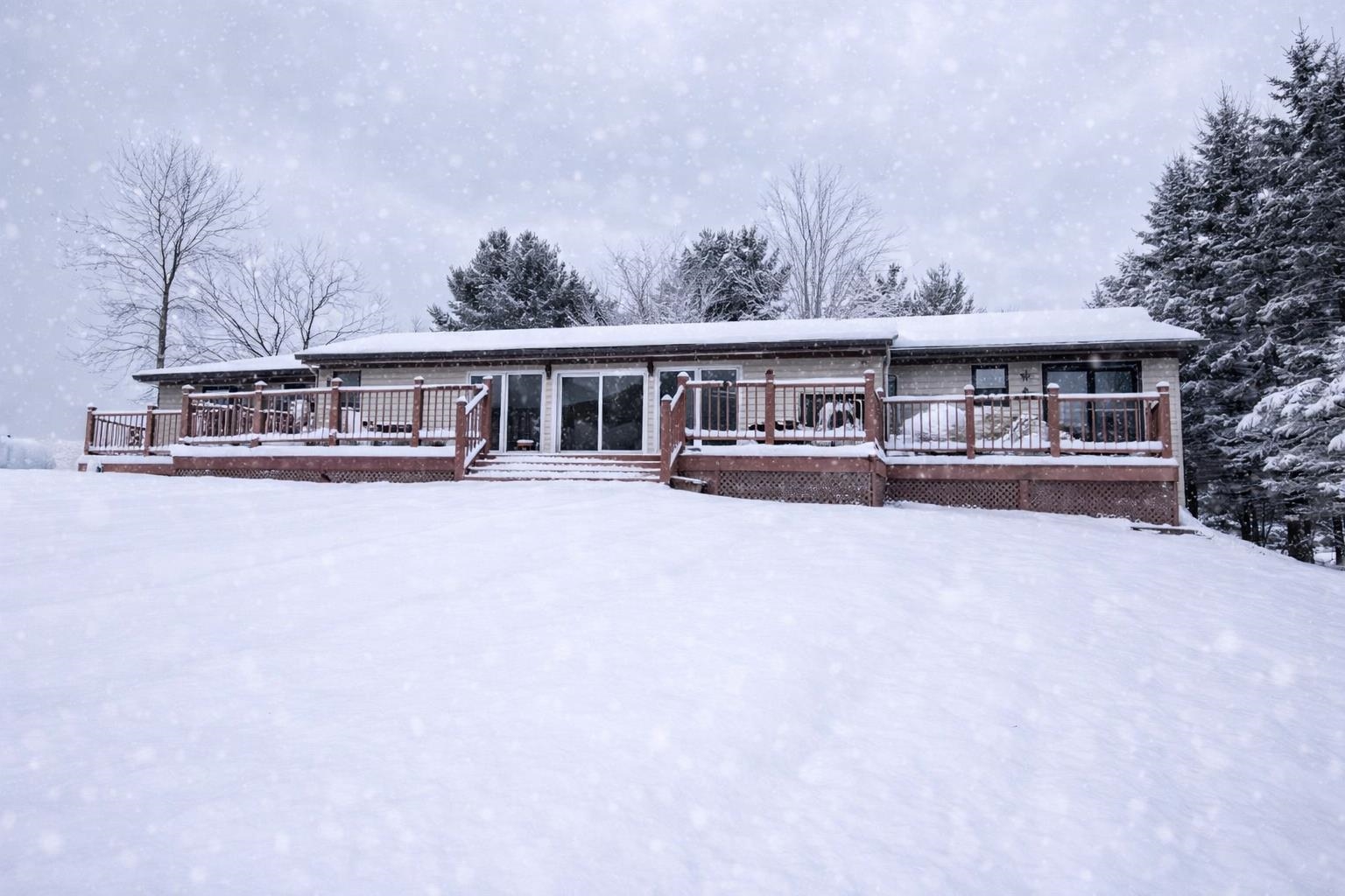 E2708 Green Knoll Drive