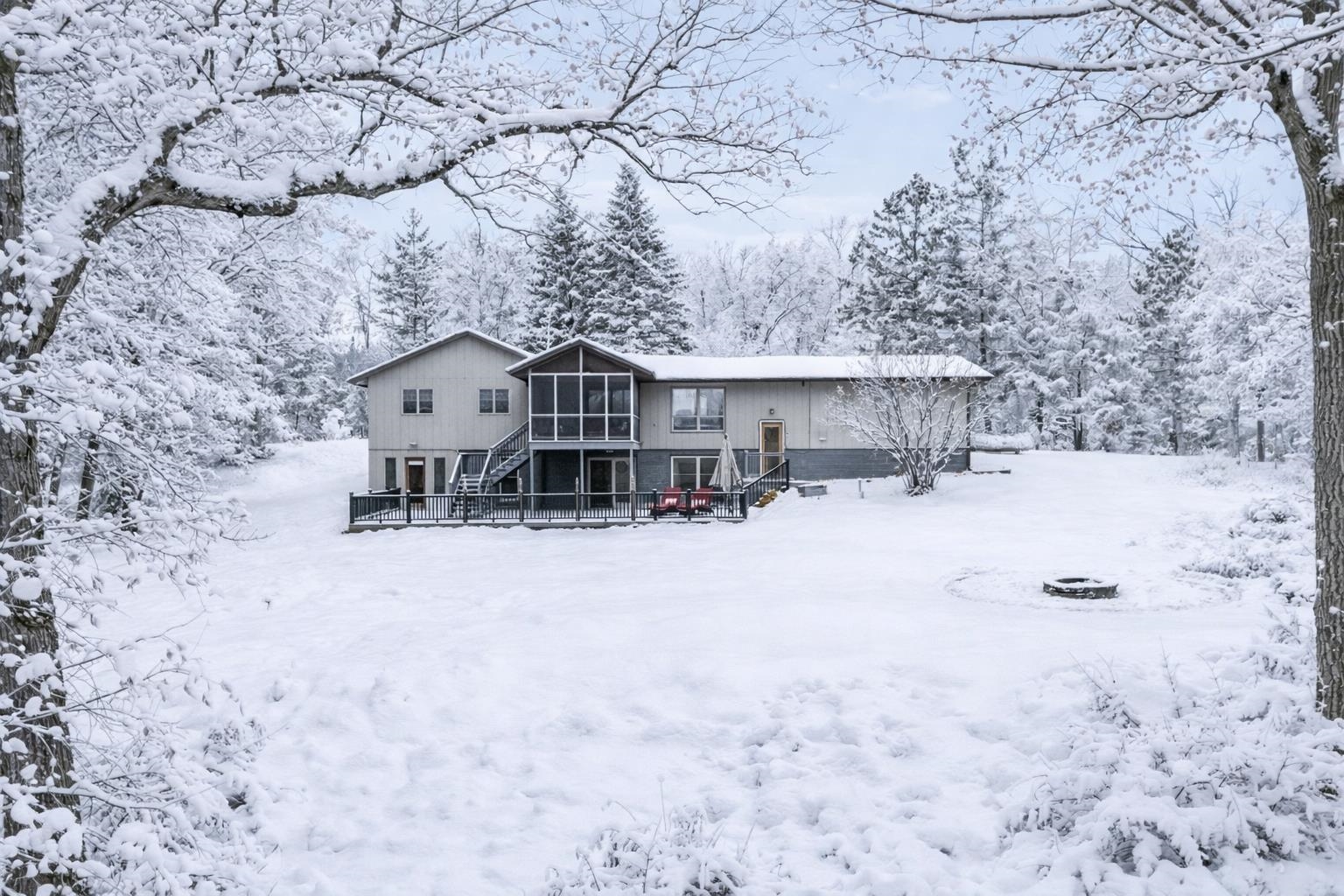 N5630 Thunderbird Road