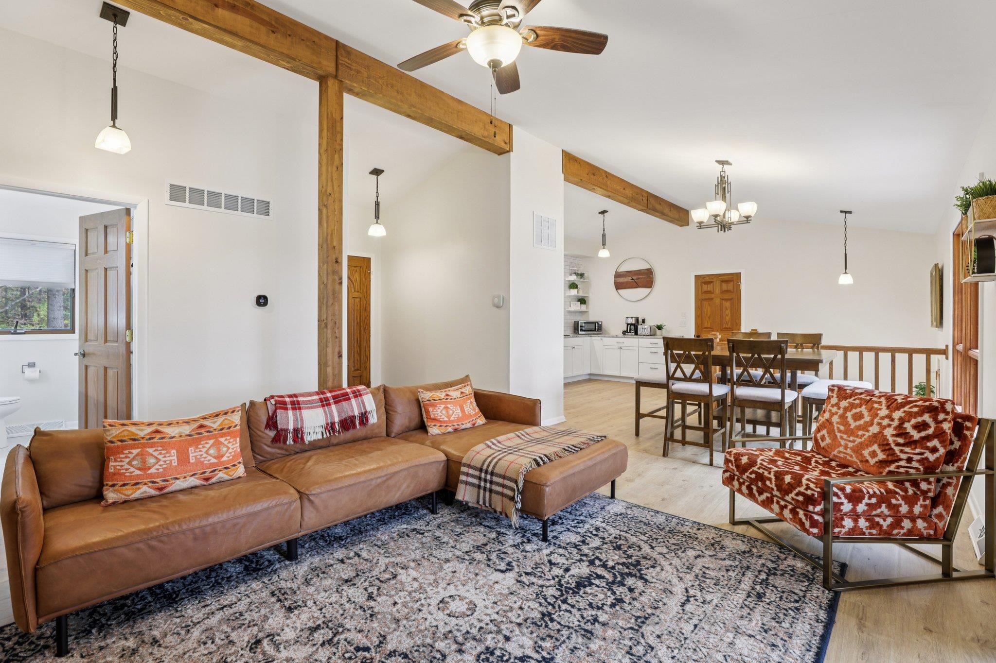 N5630 Thunderbird Road