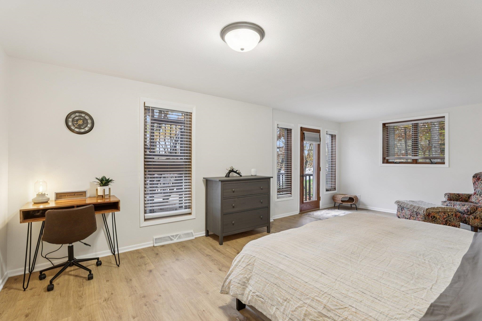 N5630 Thunderbird Road