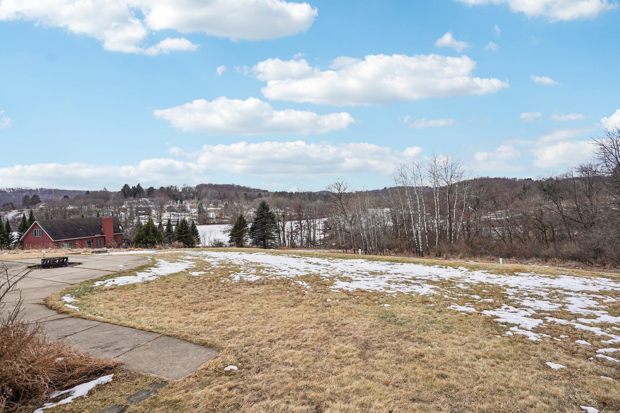 S1135 Rhine Drive