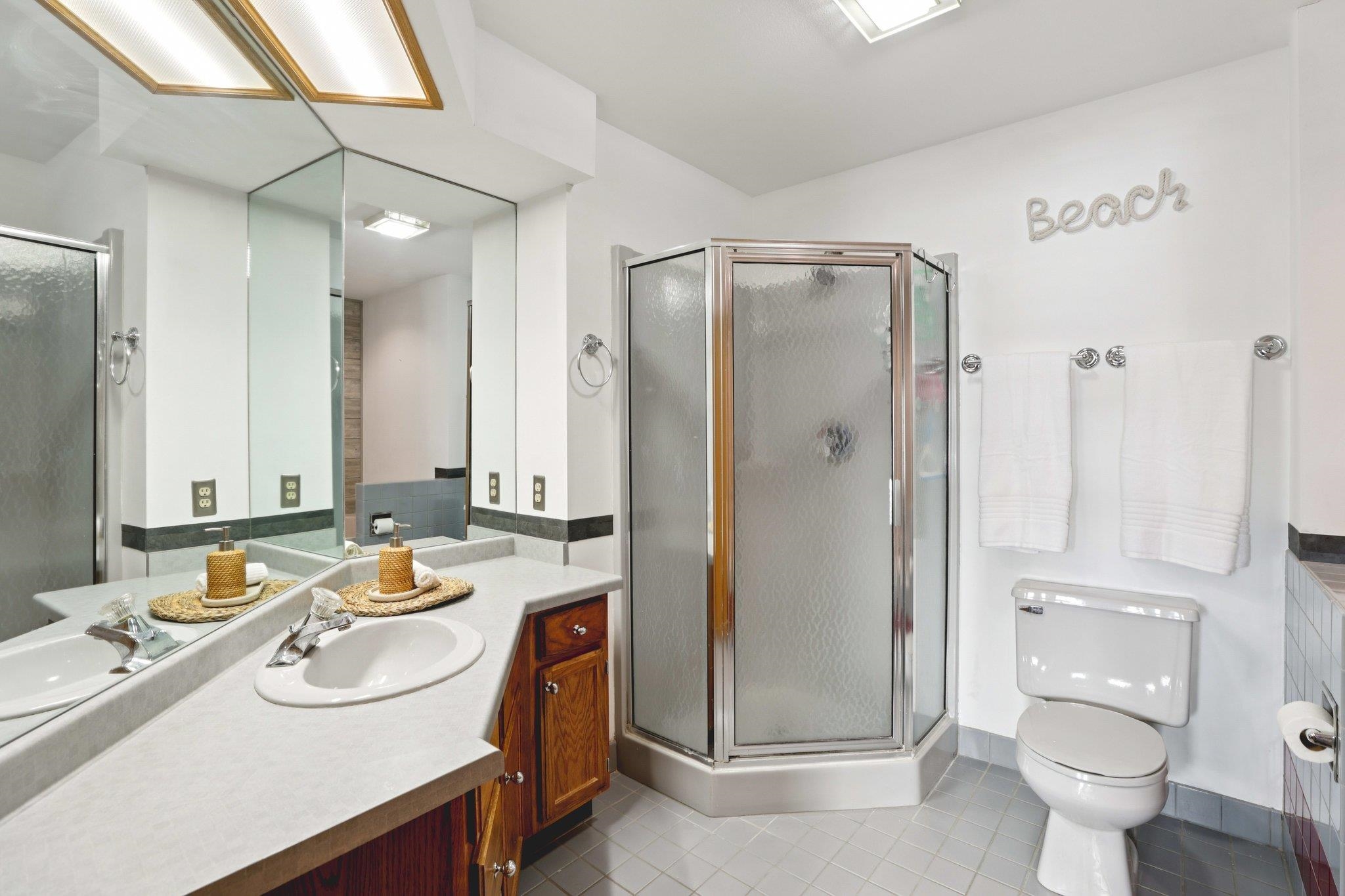 530 E Hiawatha Drive 617