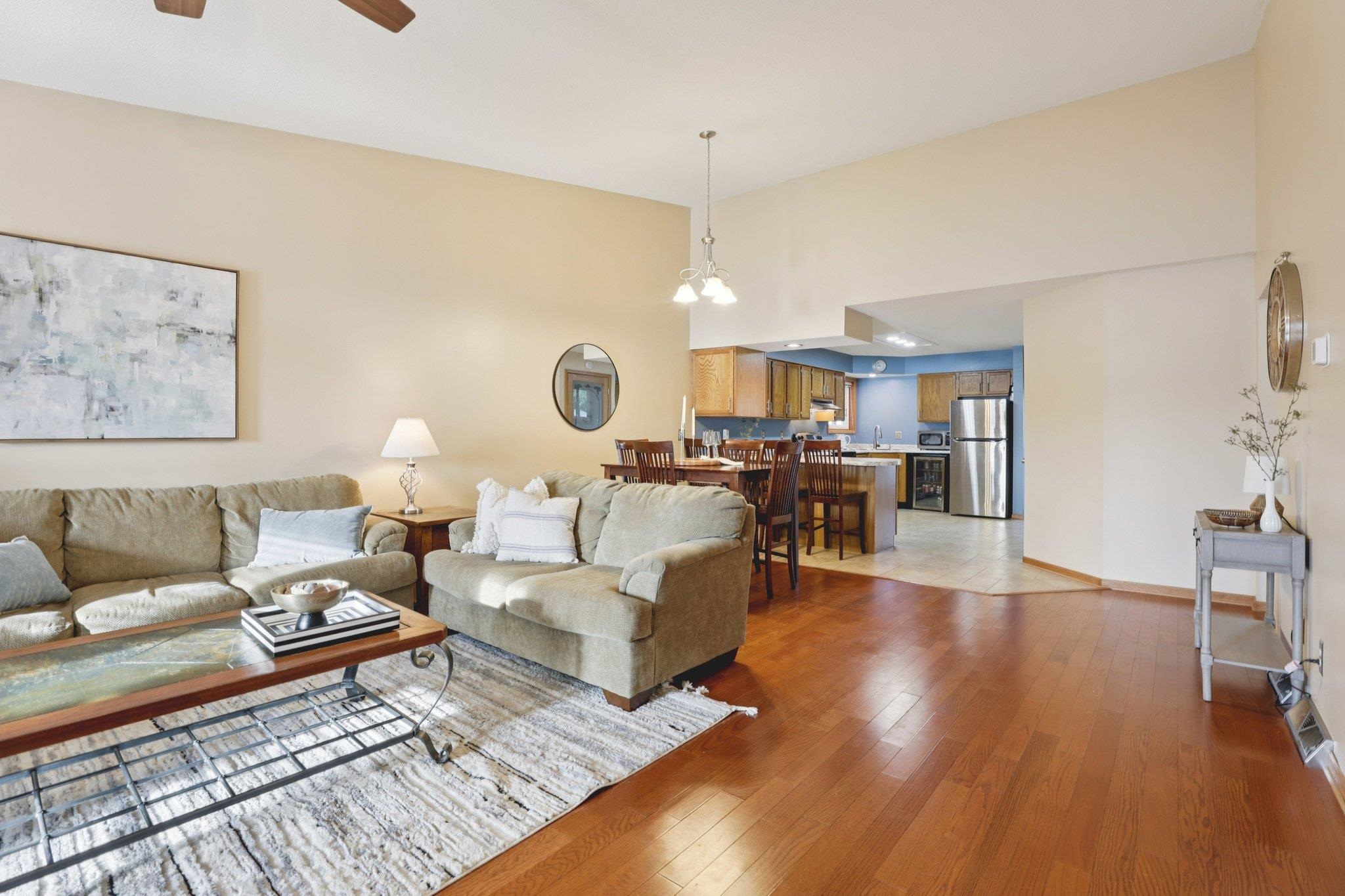 530 E Hiawatha Drive 617