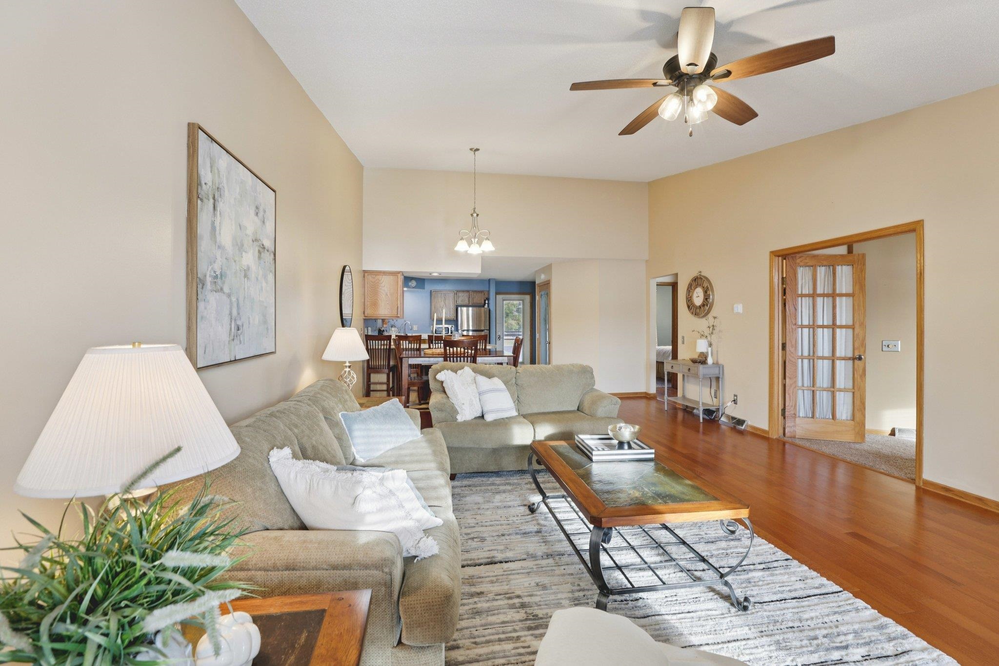 530 E Hiawatha Drive 617