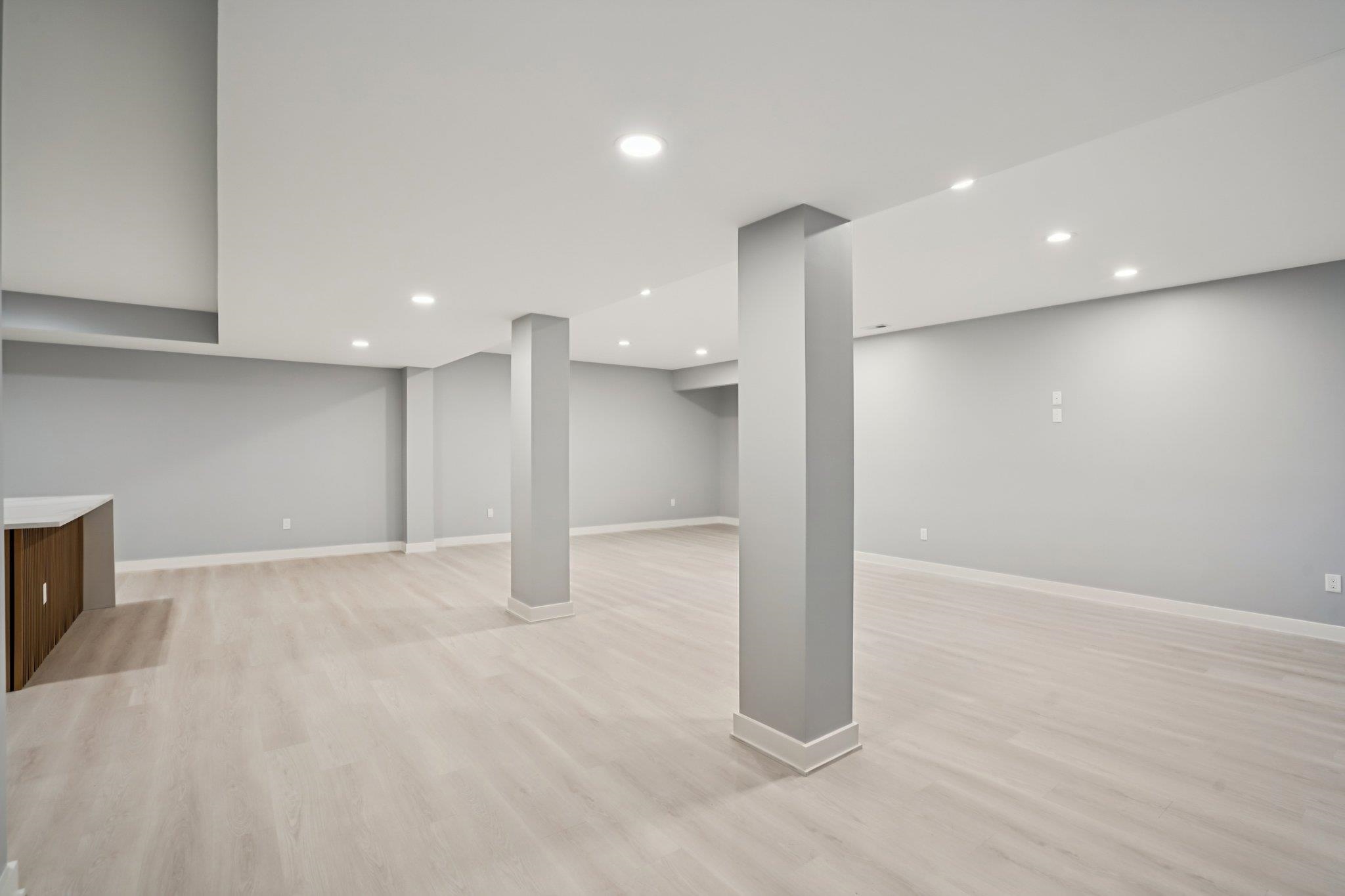 320 Oakbrook Drive
