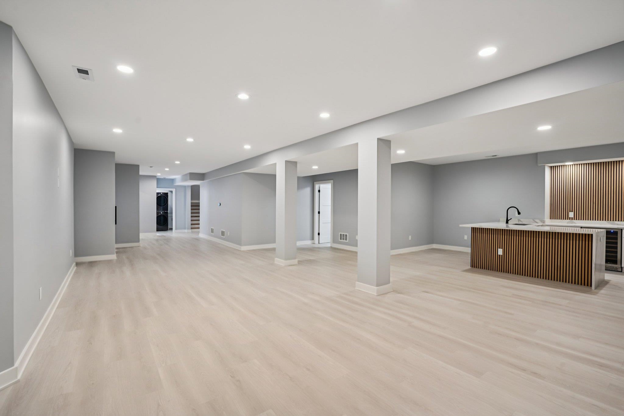 320 Oakbrook Drive
