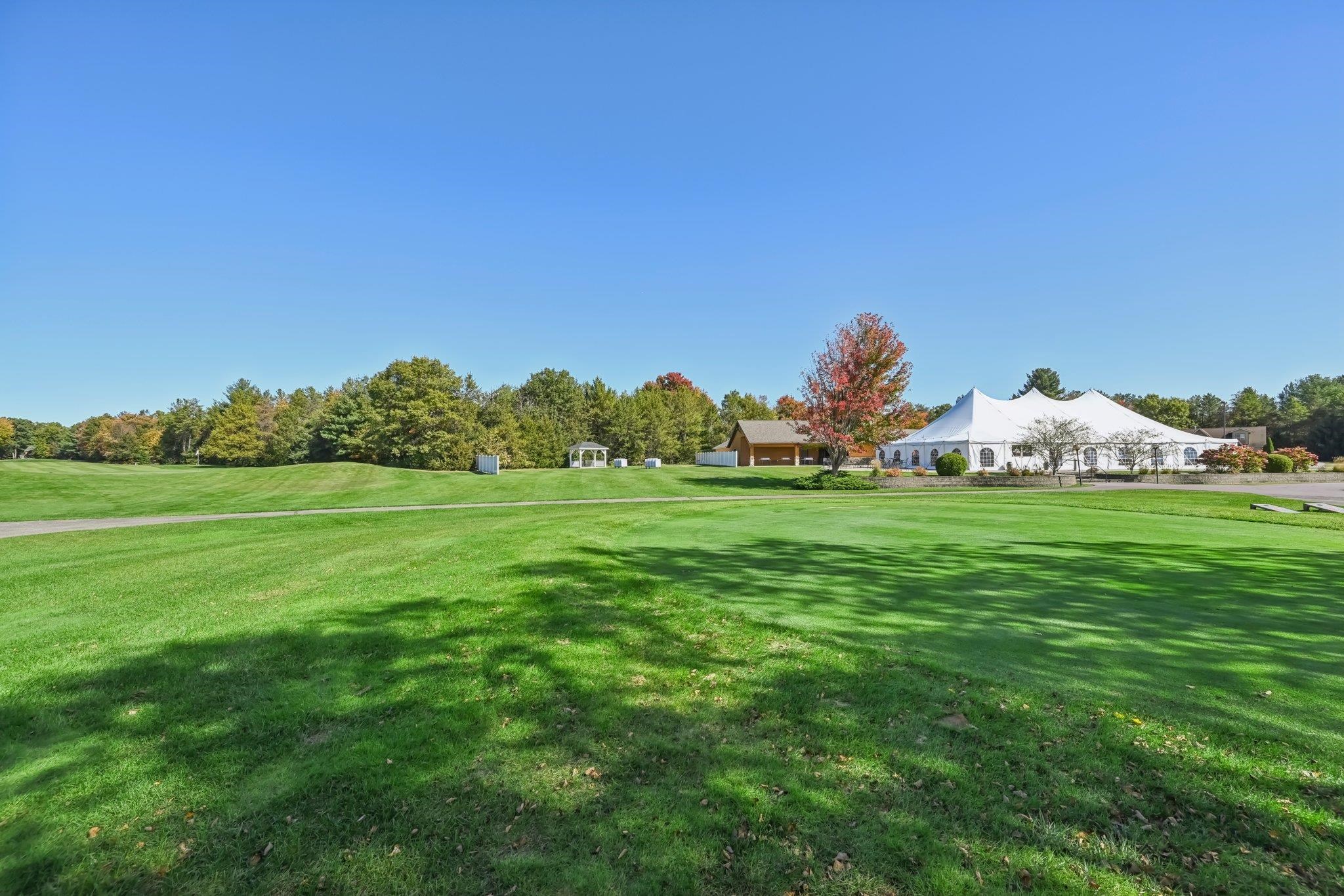 320 Oakbrook Drive