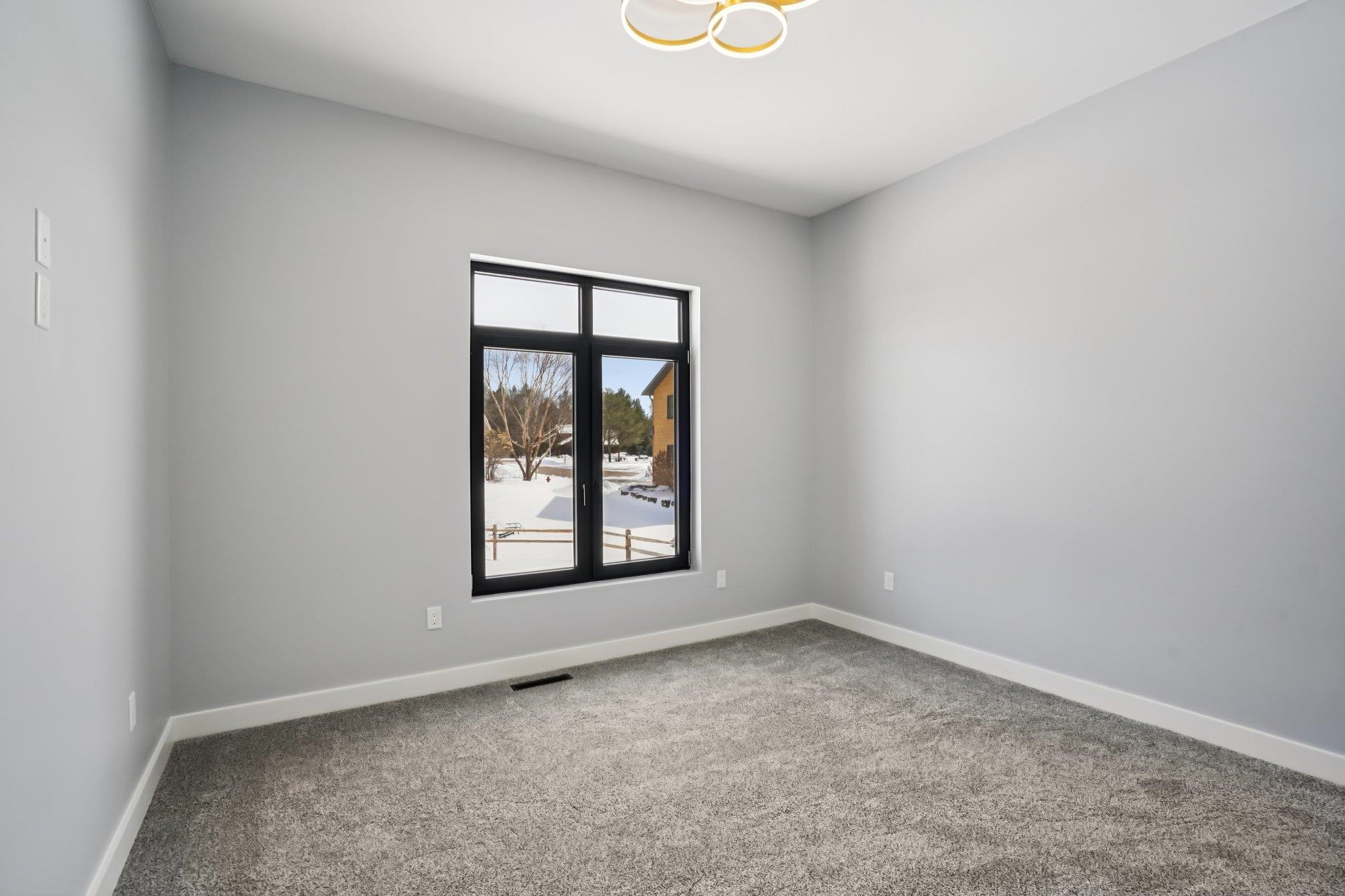 320 Oakbrook Drive