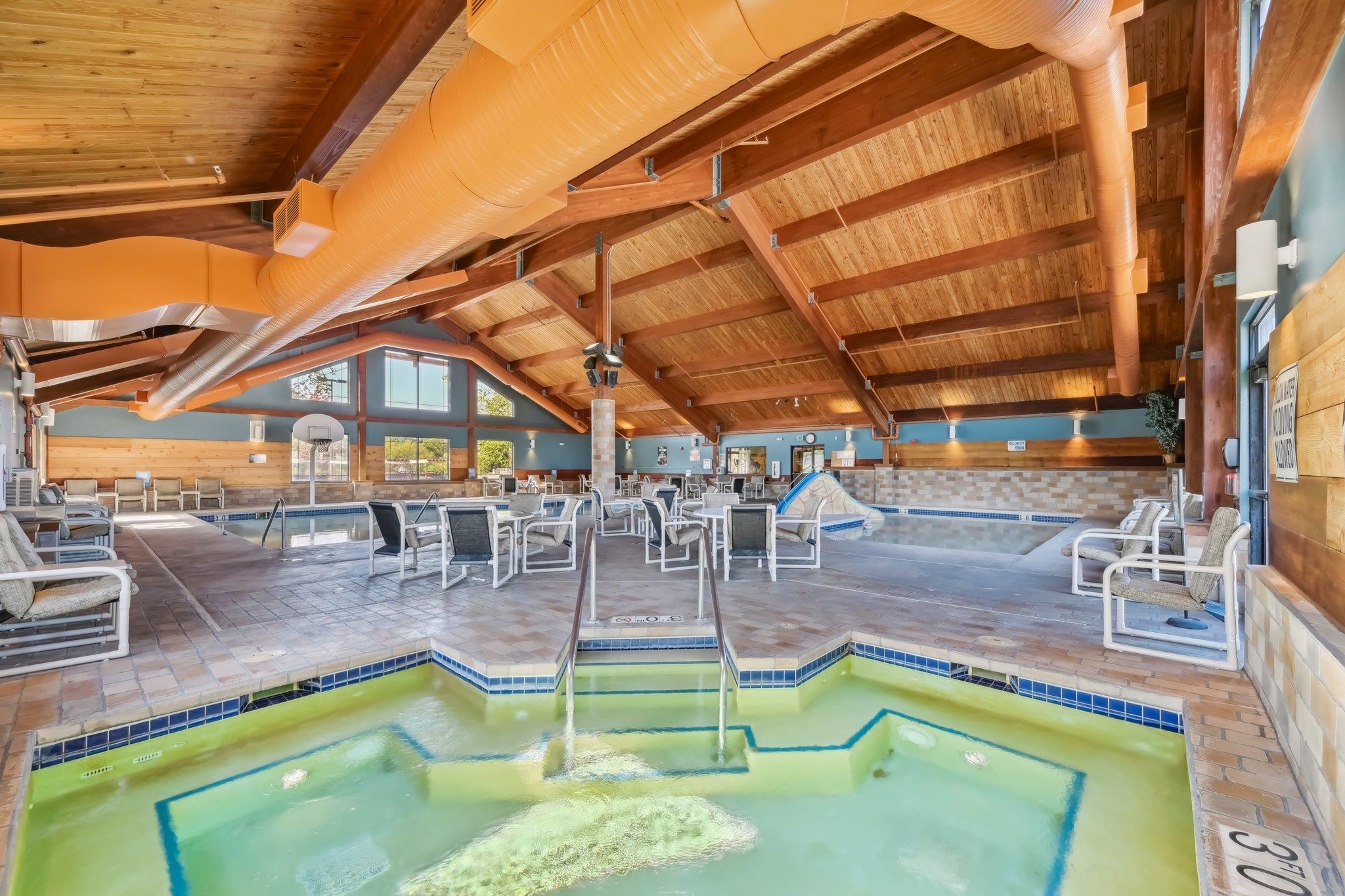320 Oakbrook Drive
