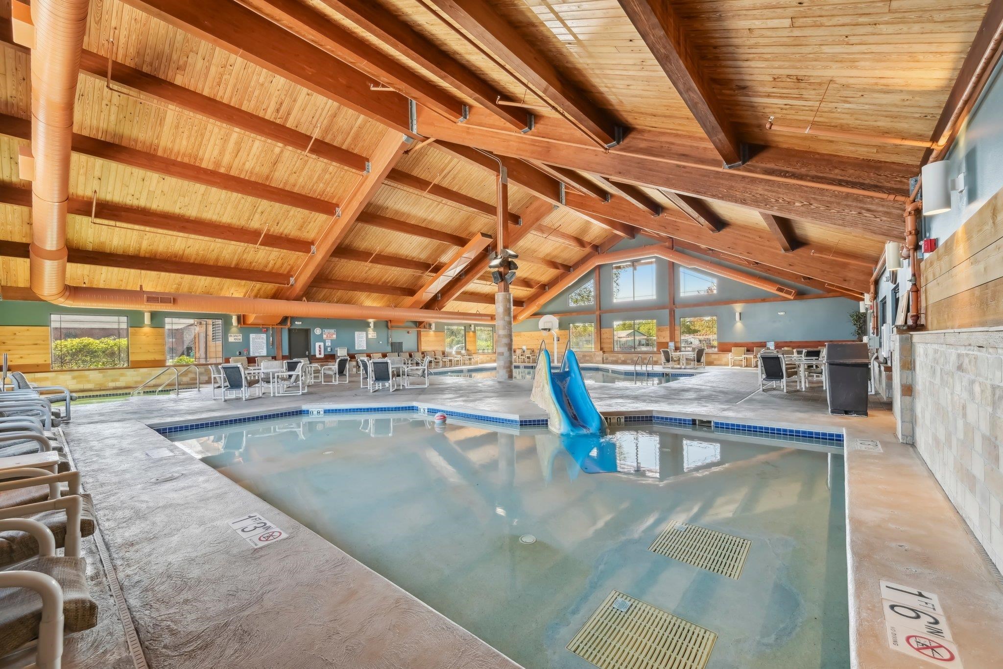 320 Oakbrook Drive