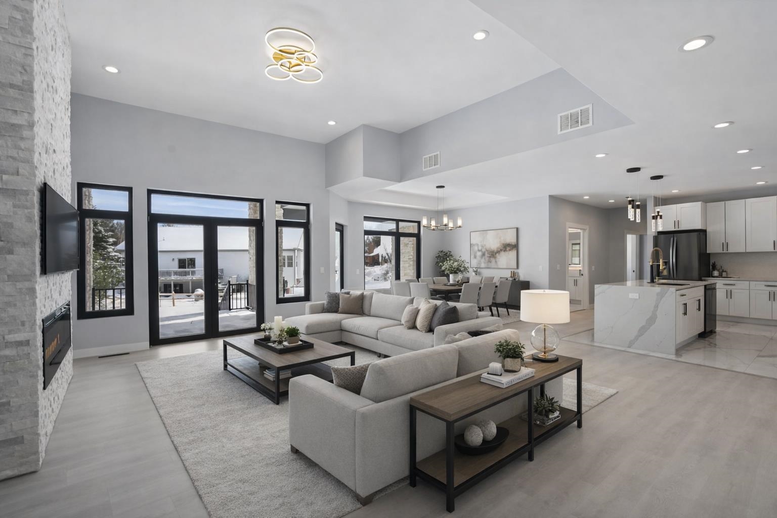 320 Oakbrook Drive