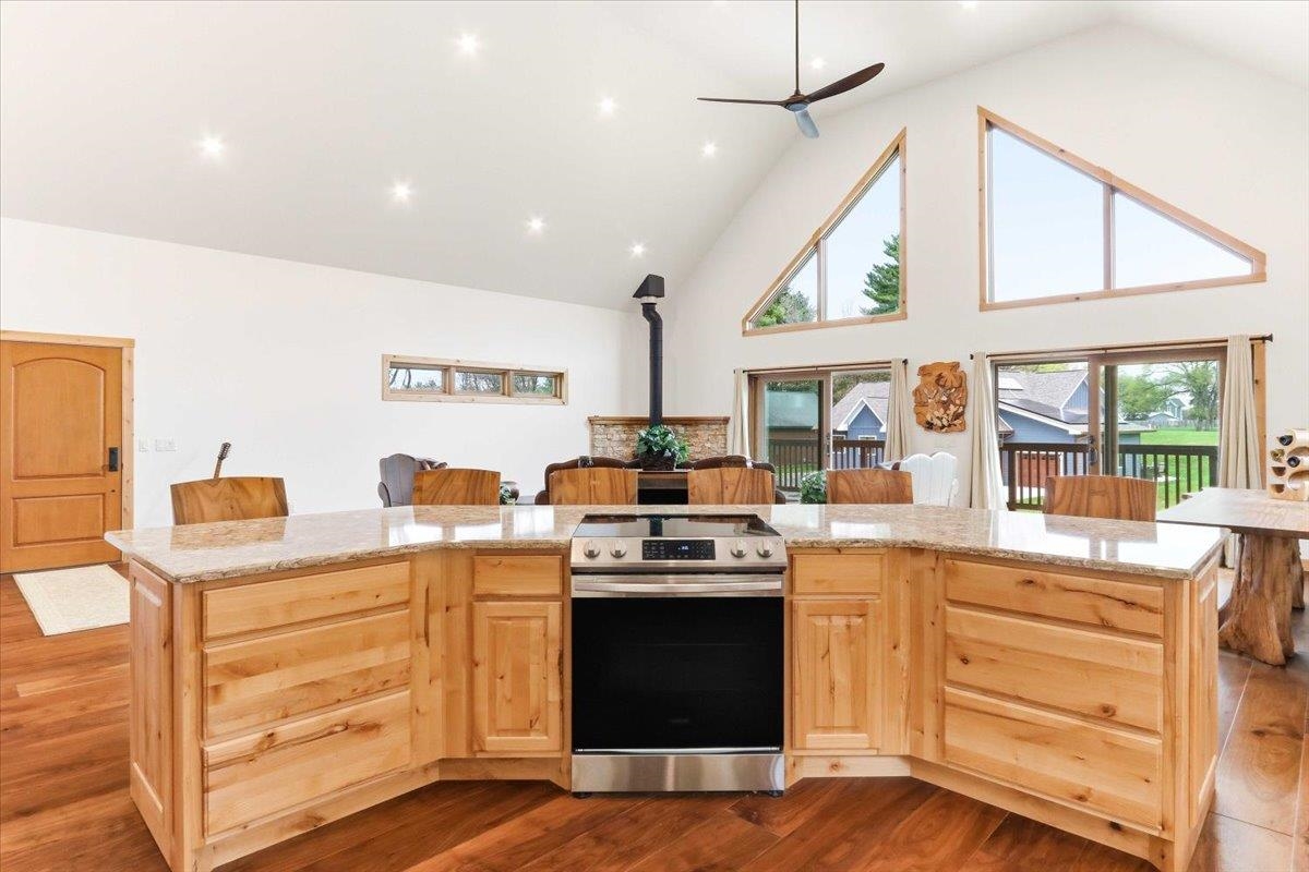 1128 Grand Pines Circle
