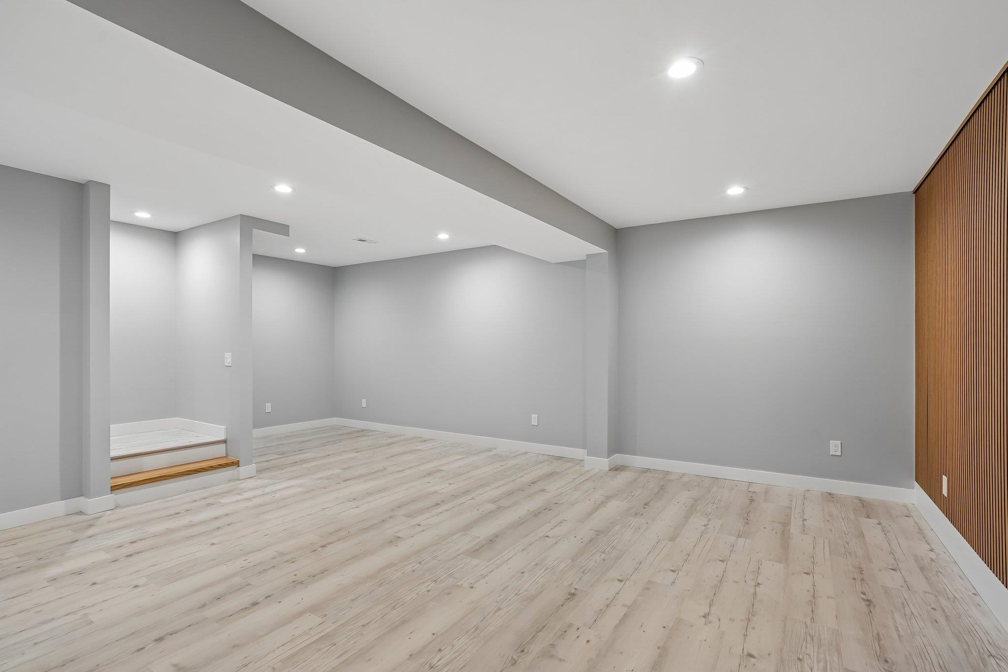 386 Oakbrook Drive