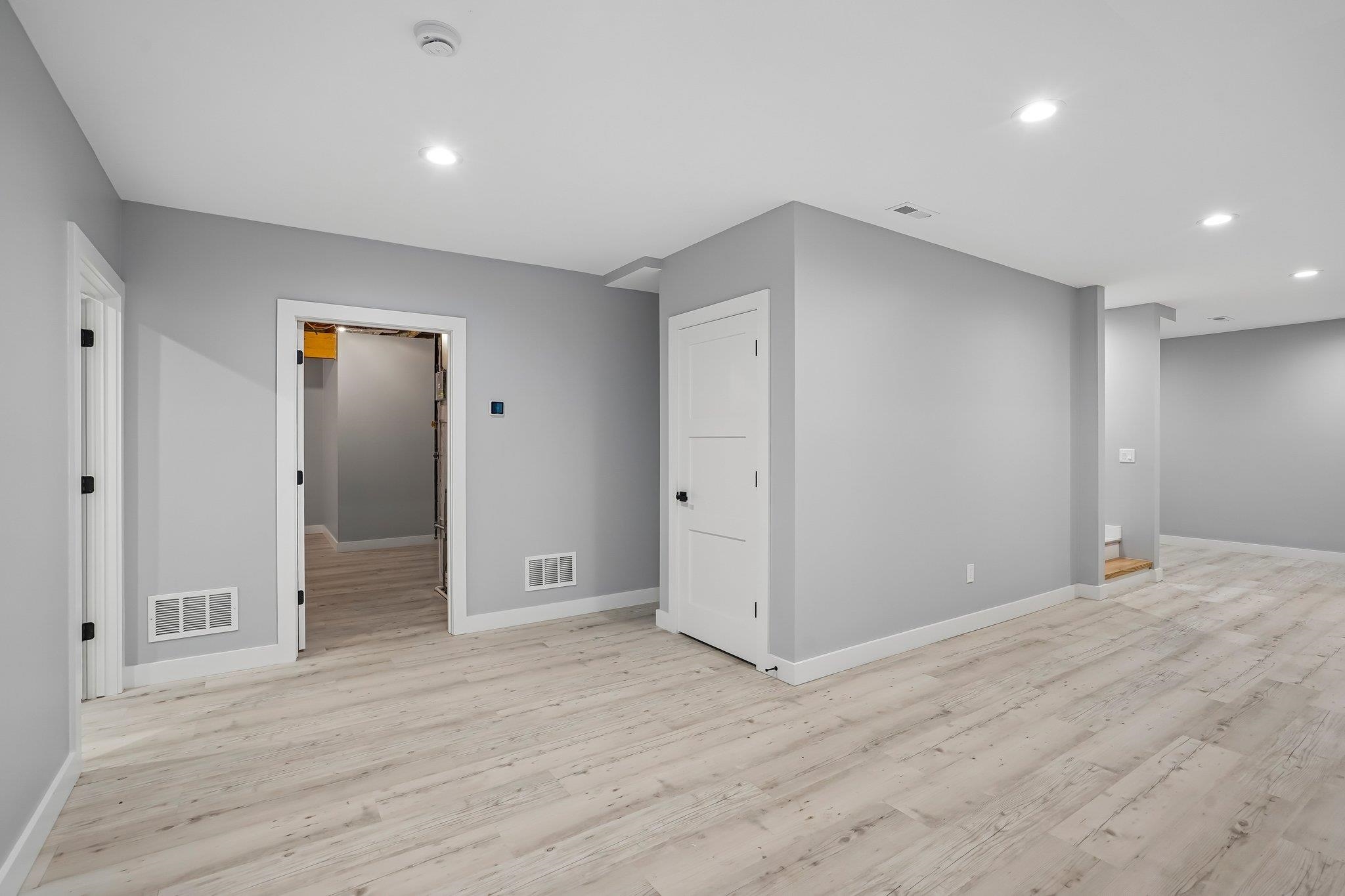 386 Oakbrook Drive