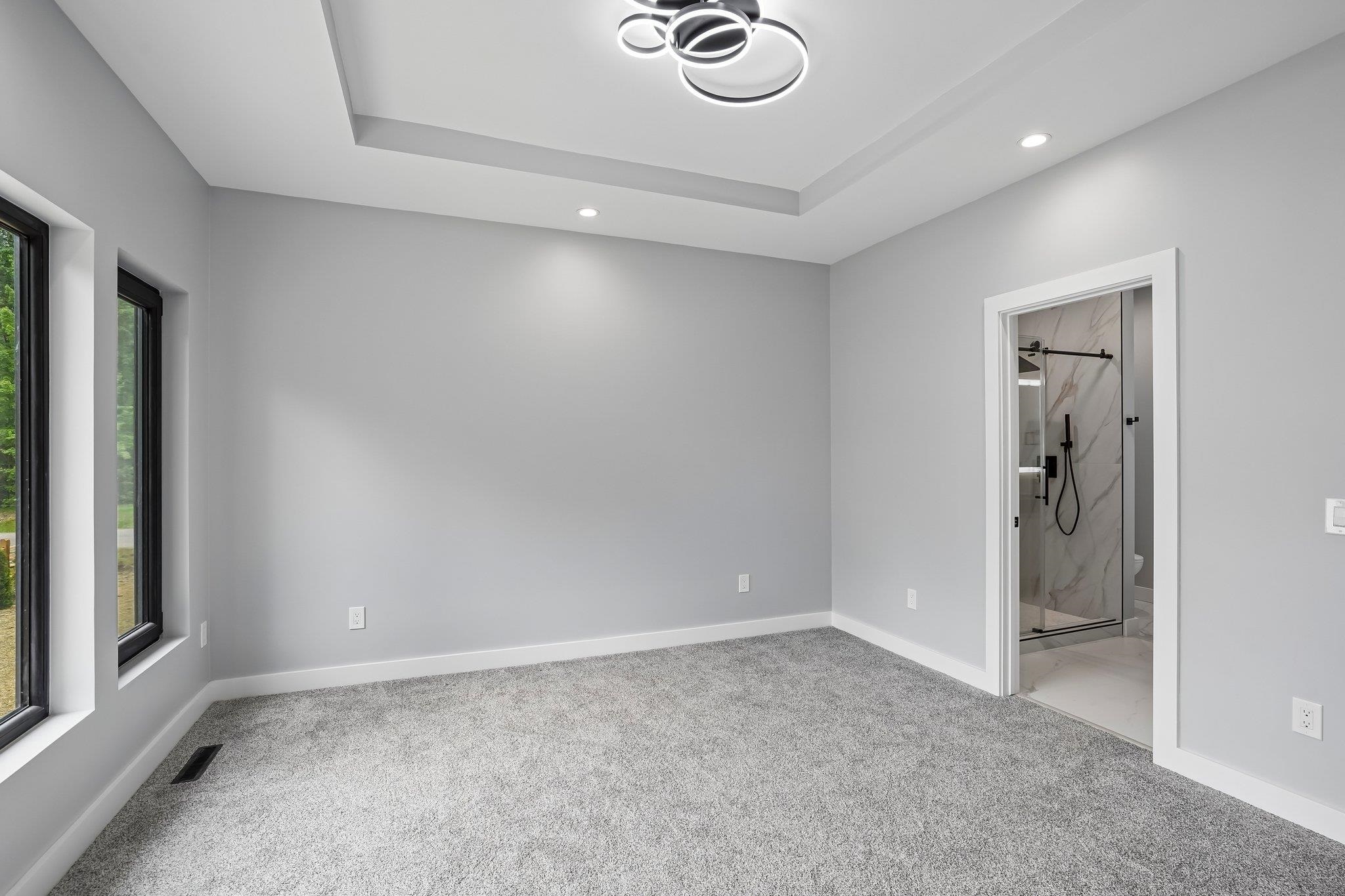 386 Oakbrook Drive