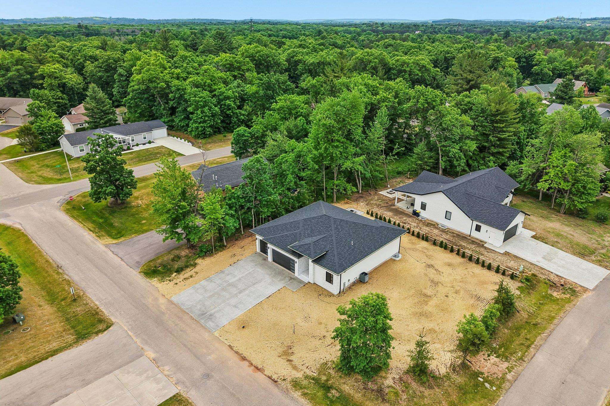 386 Oakbrook Drive
