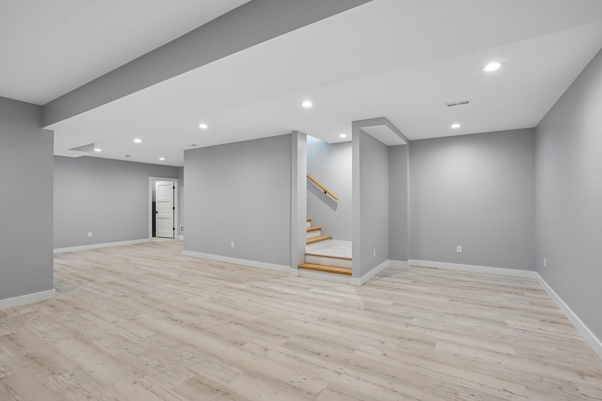386 Oakbrook Drive