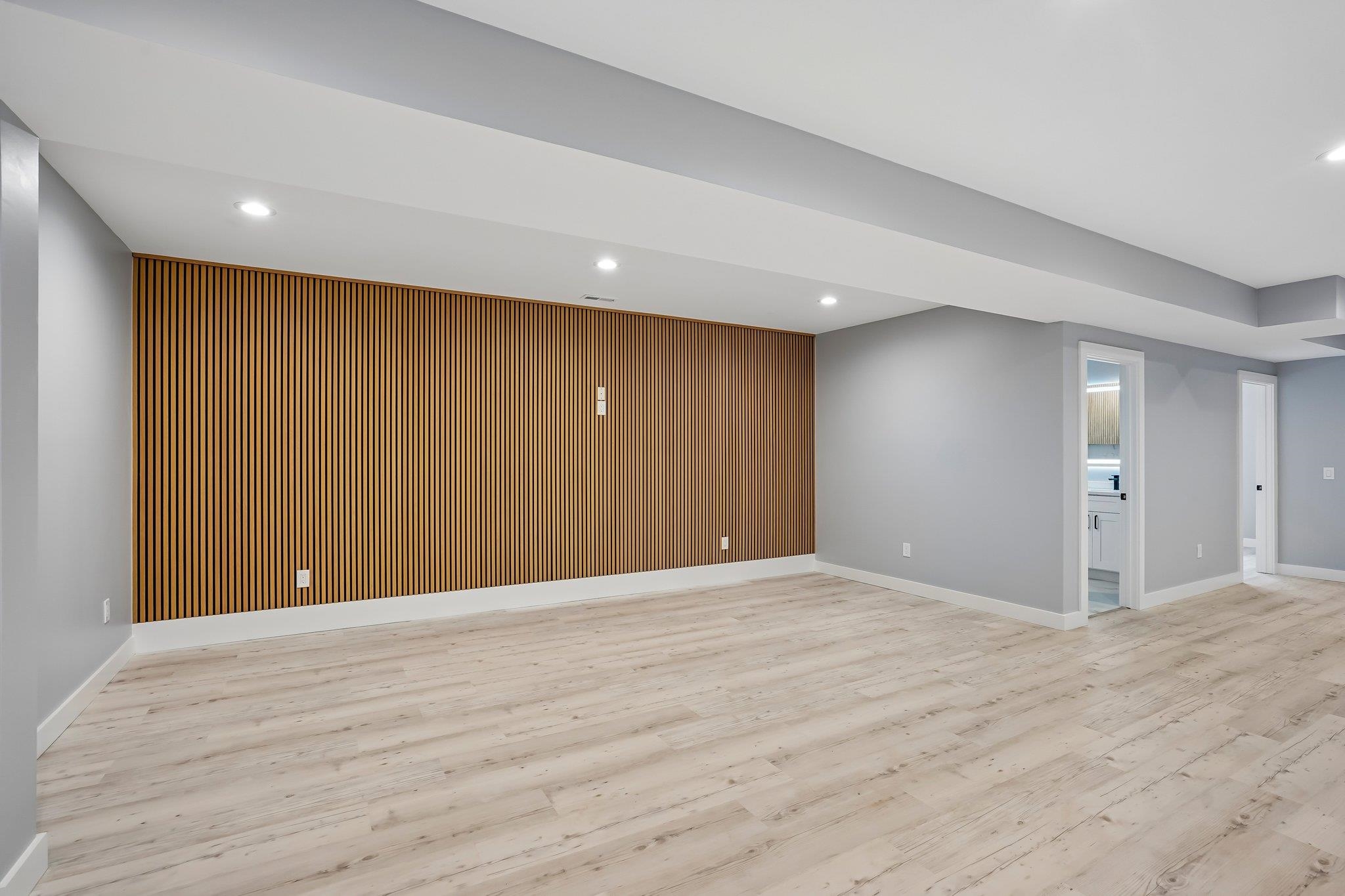 386 Oakbrook Drive