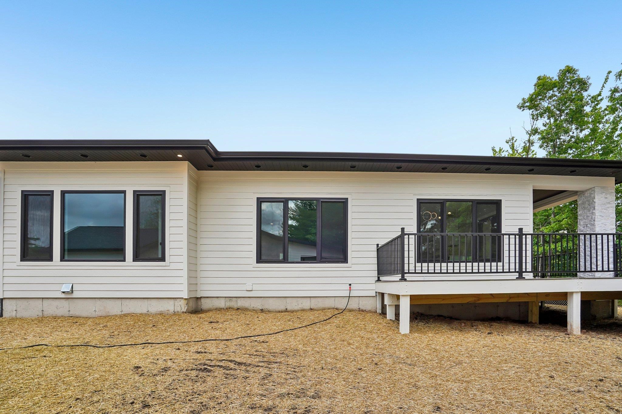 386 Oakbrook Drive