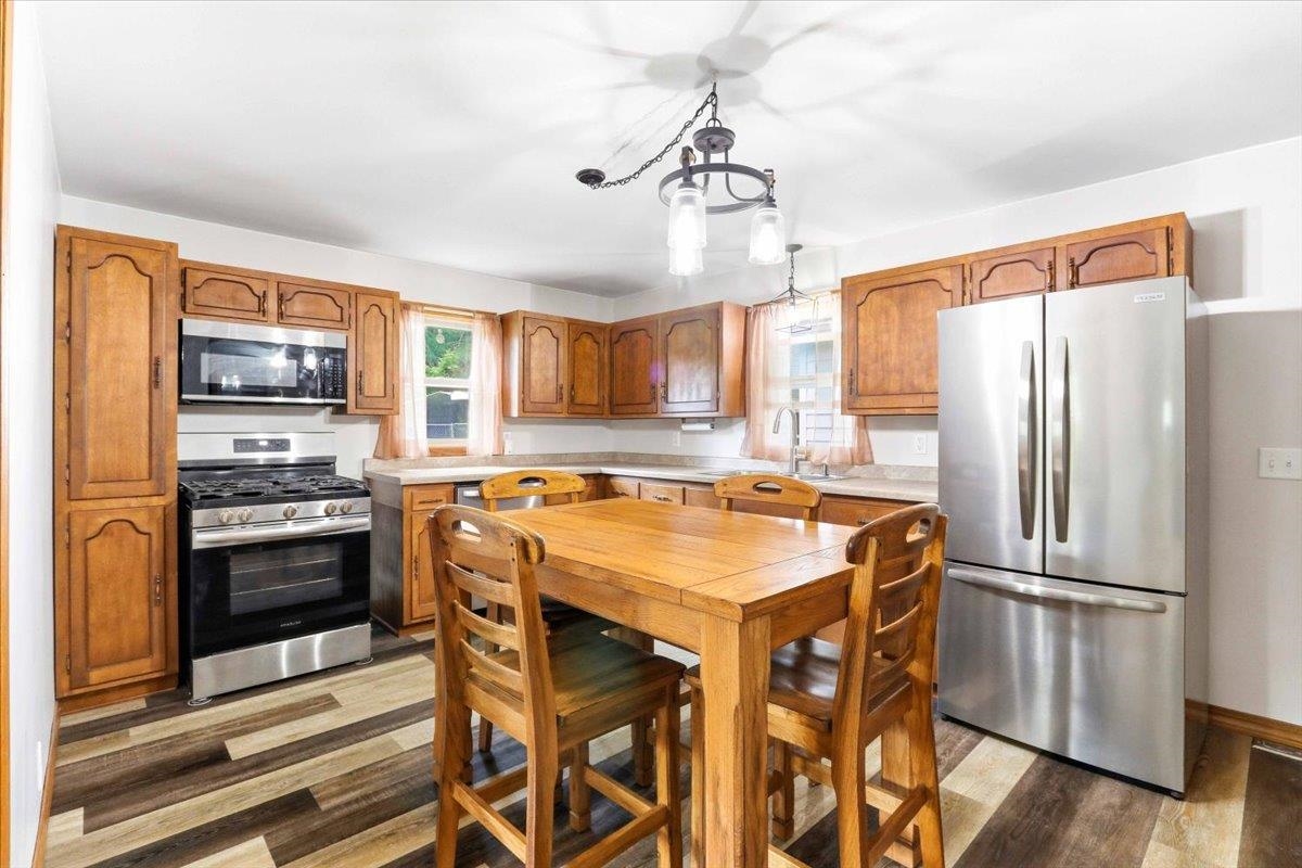 100 Mound View Drive