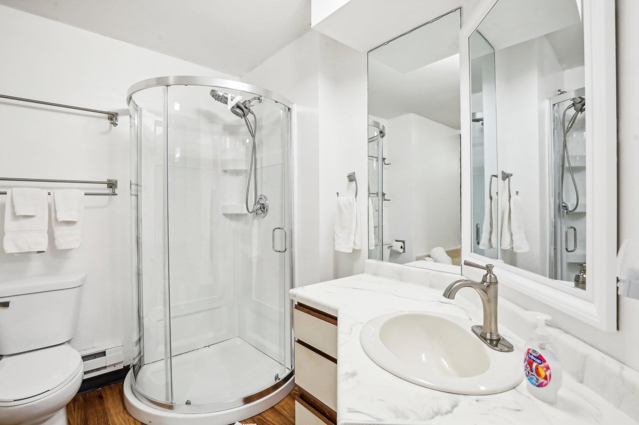 530 E Hiawatha Drive 102