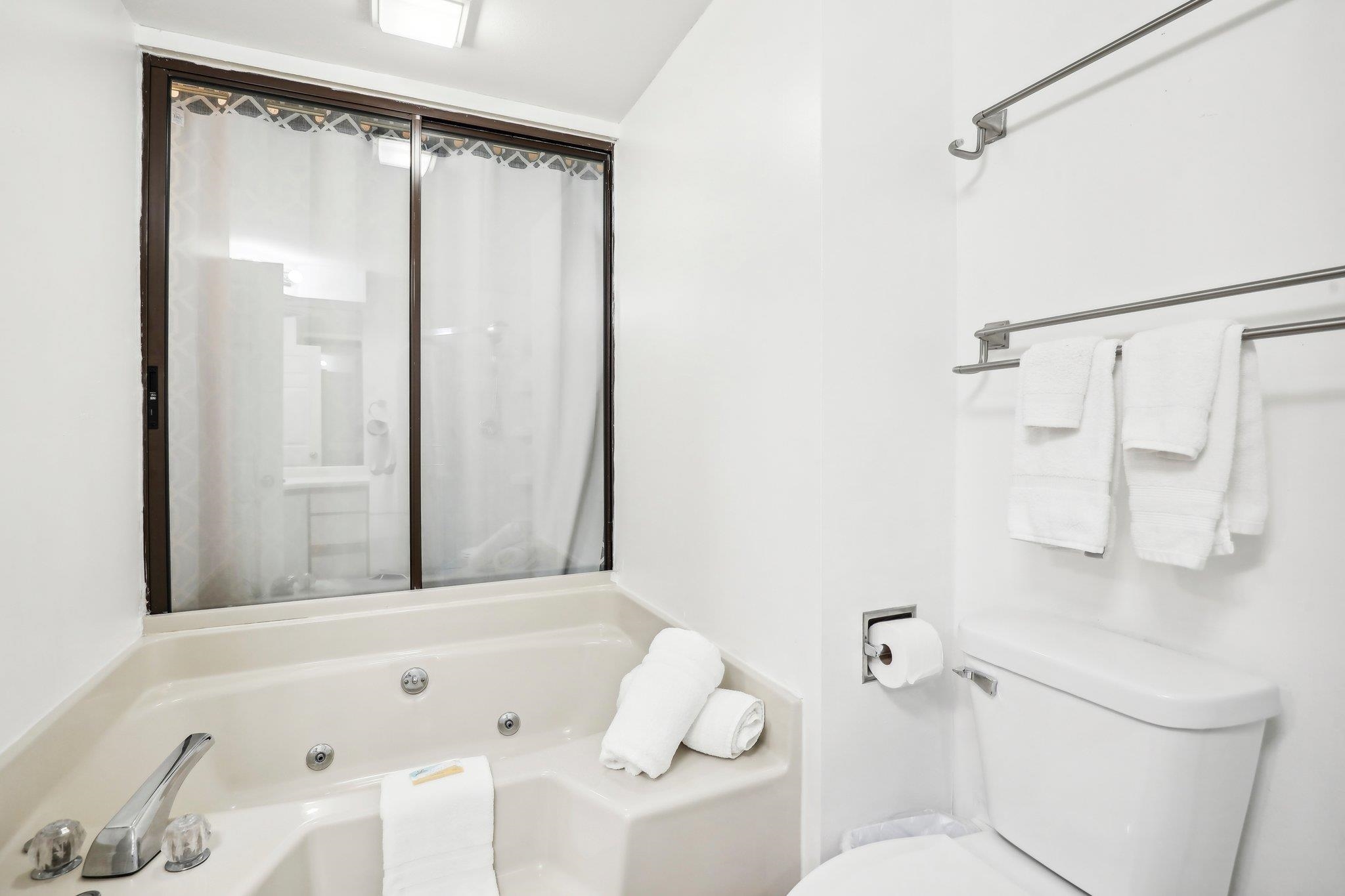 530 E Hiawatha Drive 102