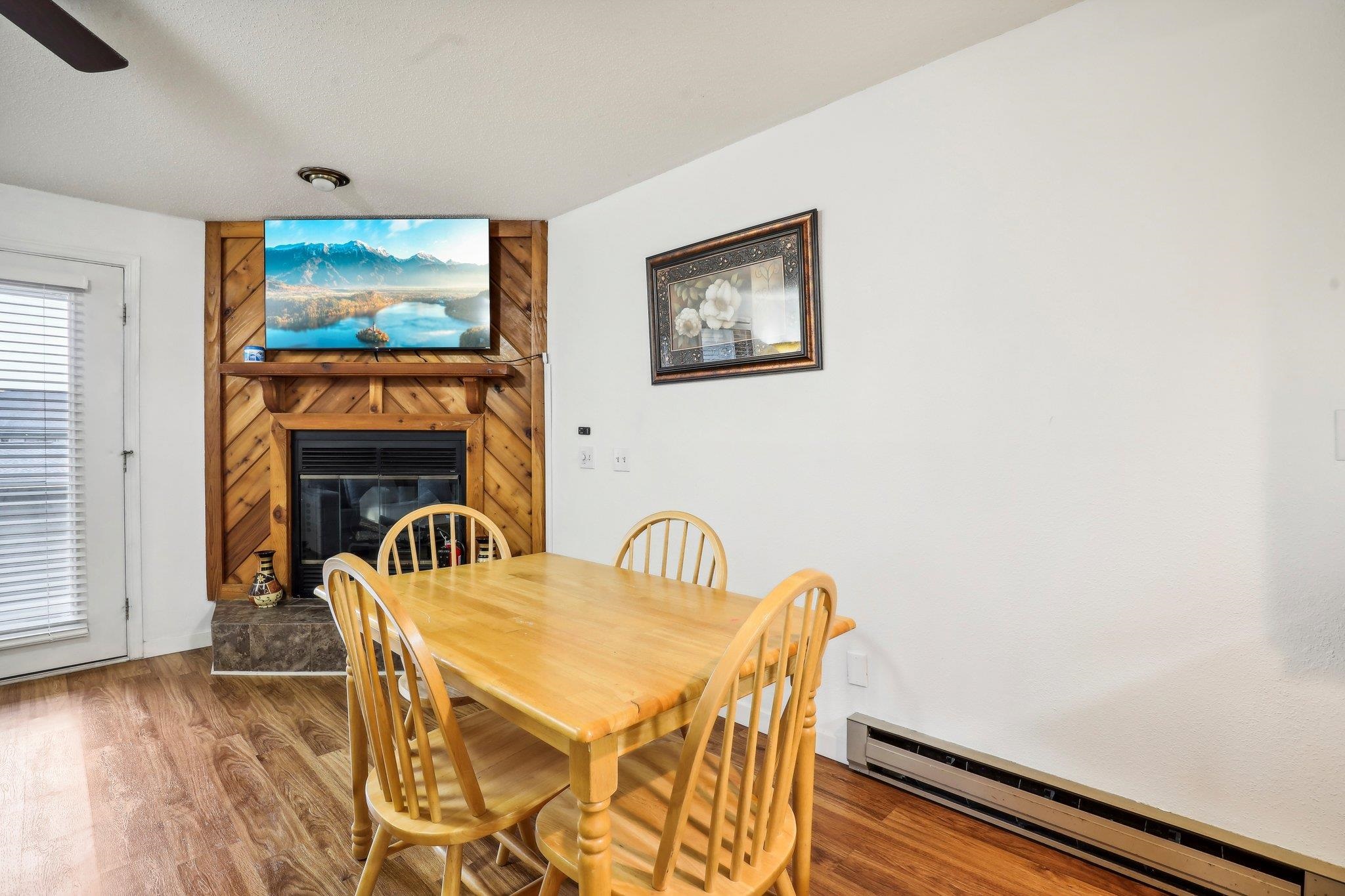 530 E Hiawatha Drive 102