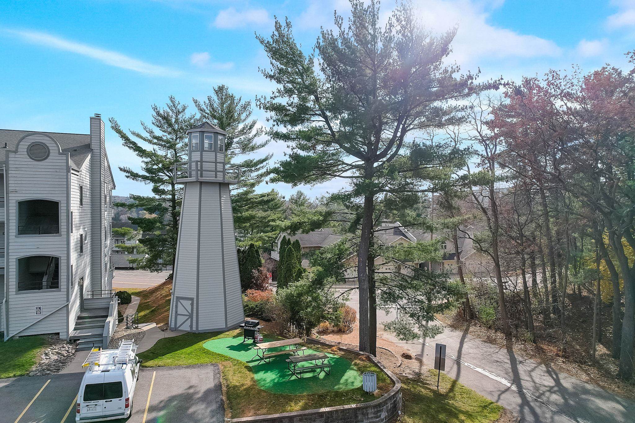 530 E Hiawatha Drive 102