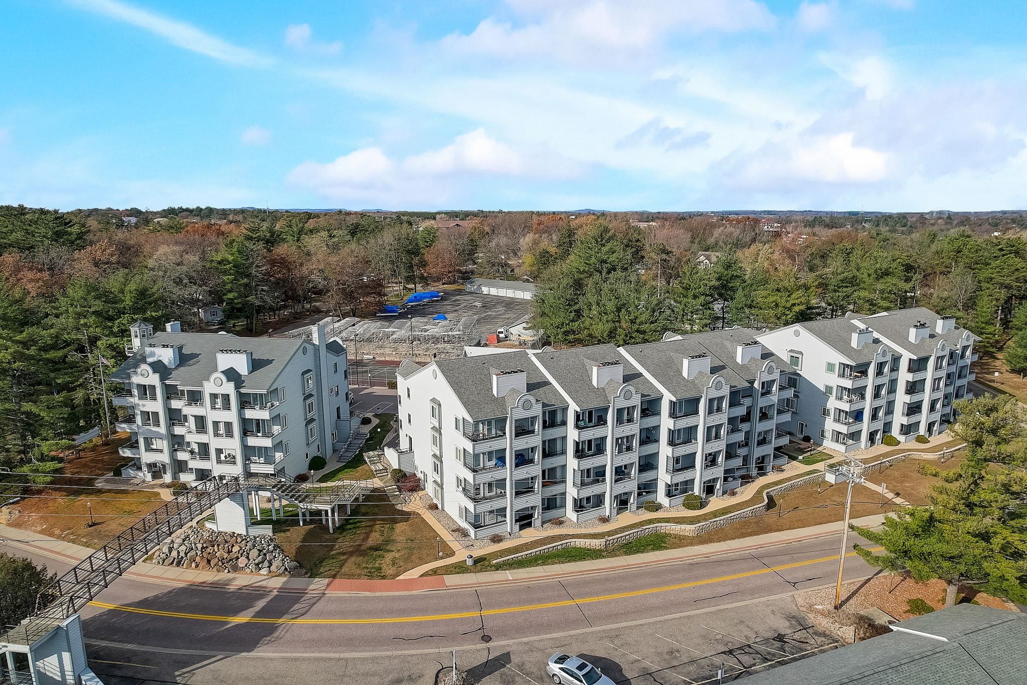 530 E Hiawatha Drive 102