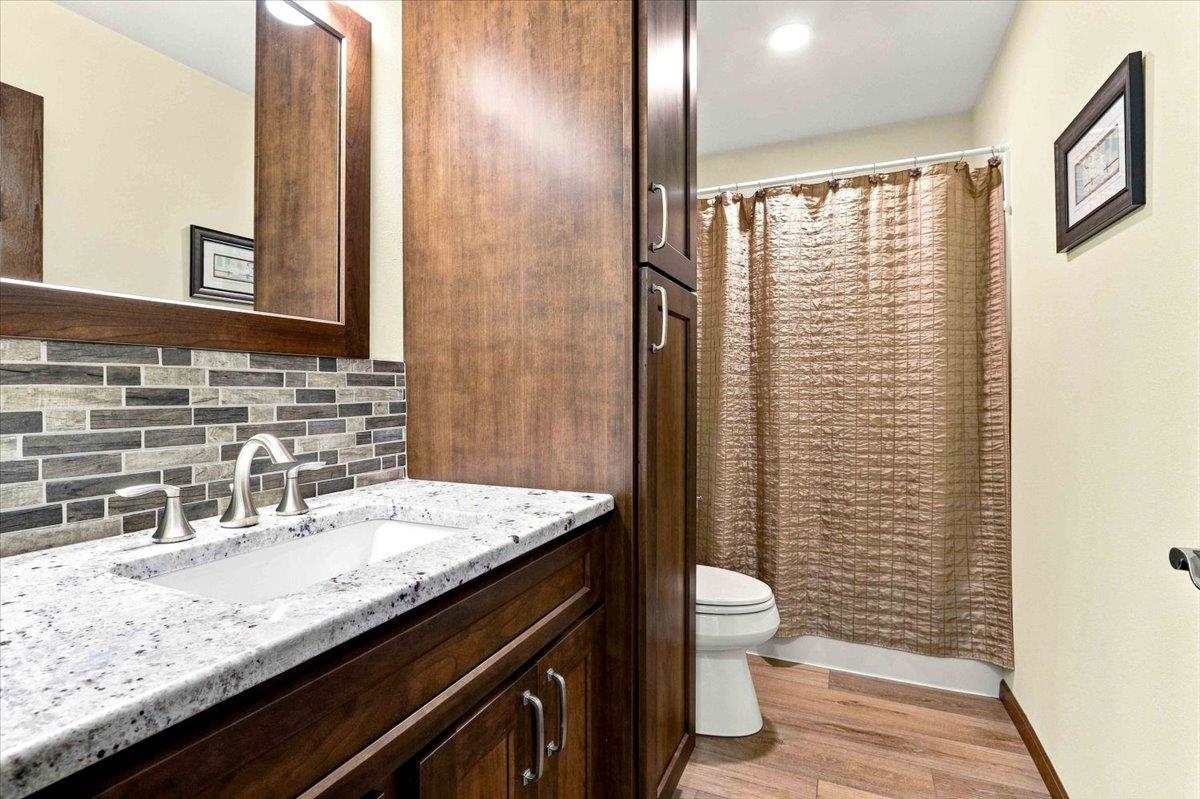 1720 Elizabeth Street Unit: 13