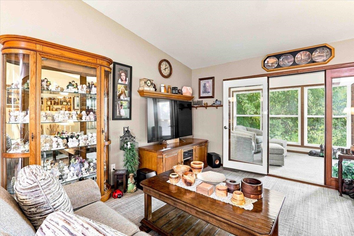 1720 Elizabeth Street Unit: 13