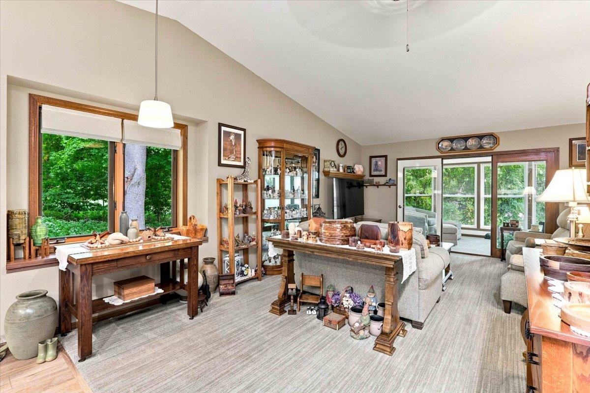 1720 Elizabeth Street Unit: 13