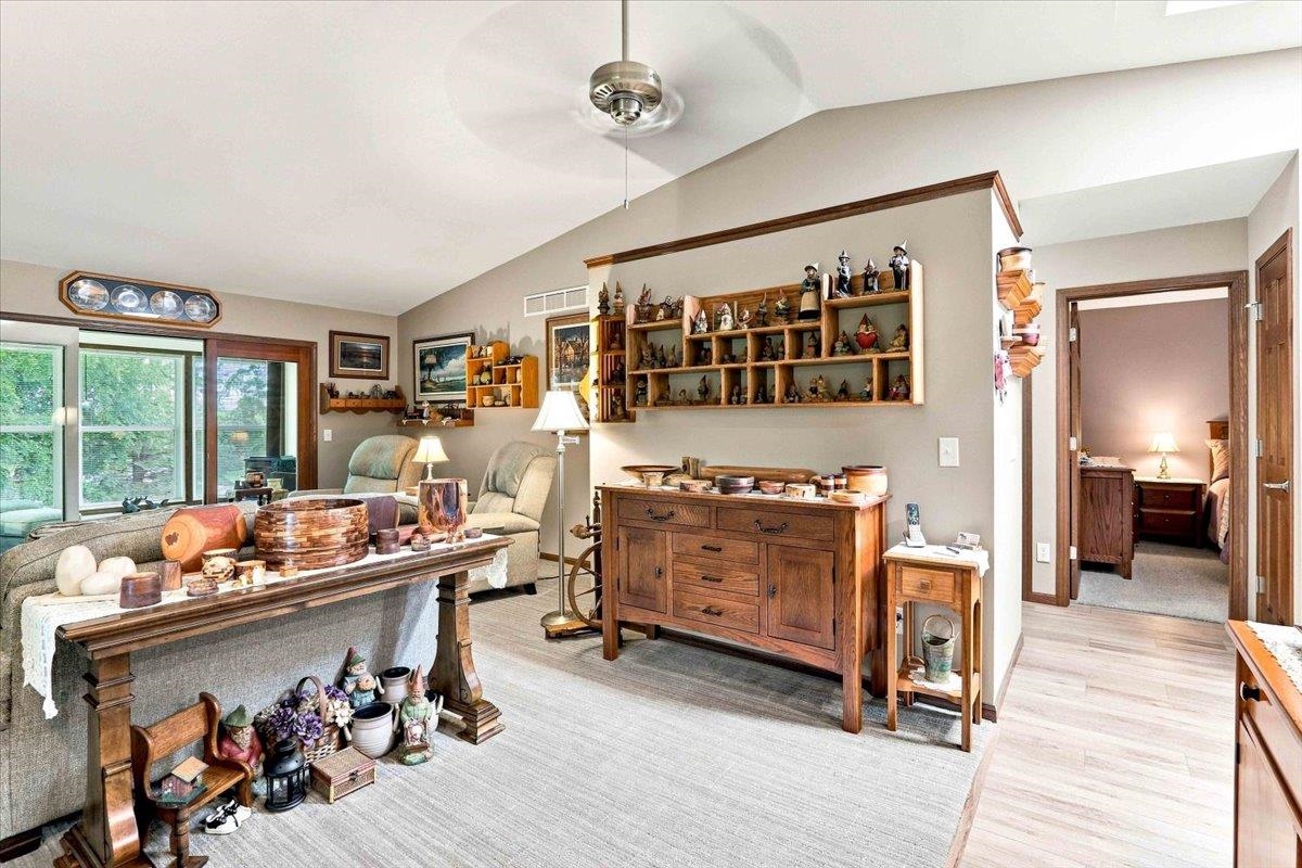 1720 Elizabeth Street Unit: 13