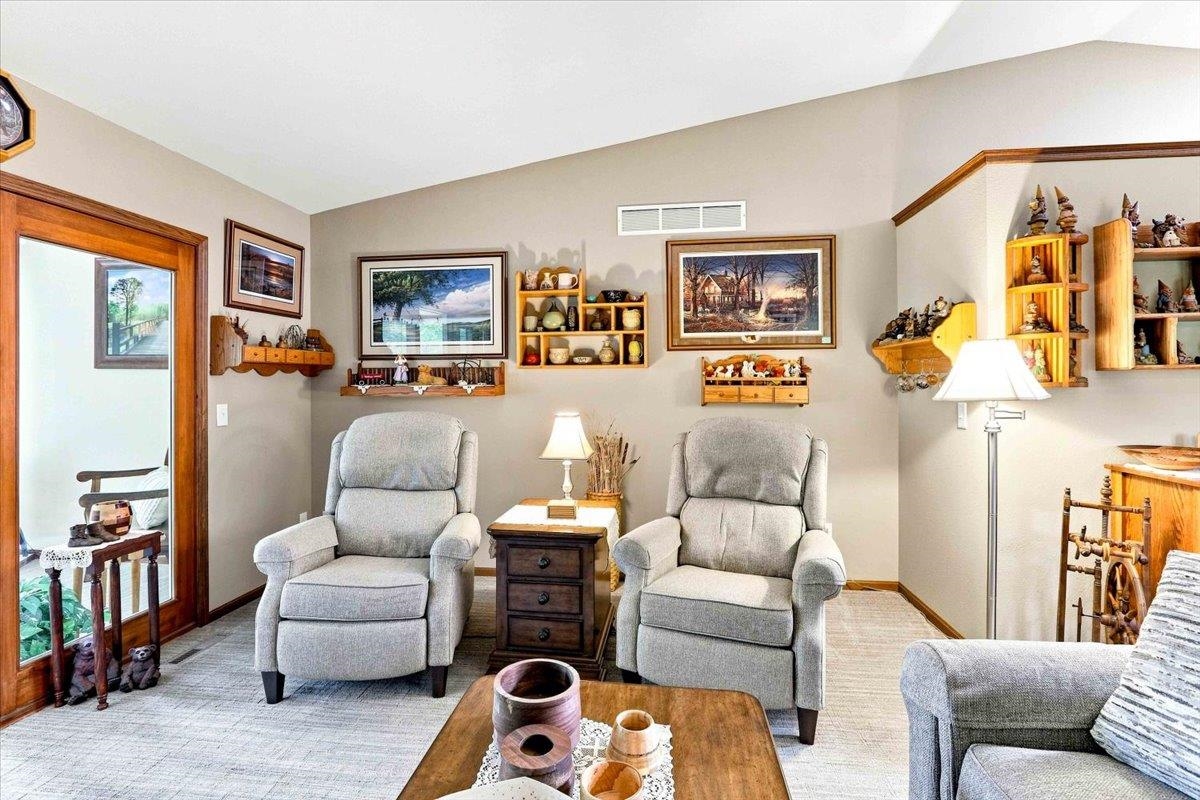 1720 Elizabeth Street Unit: 13
