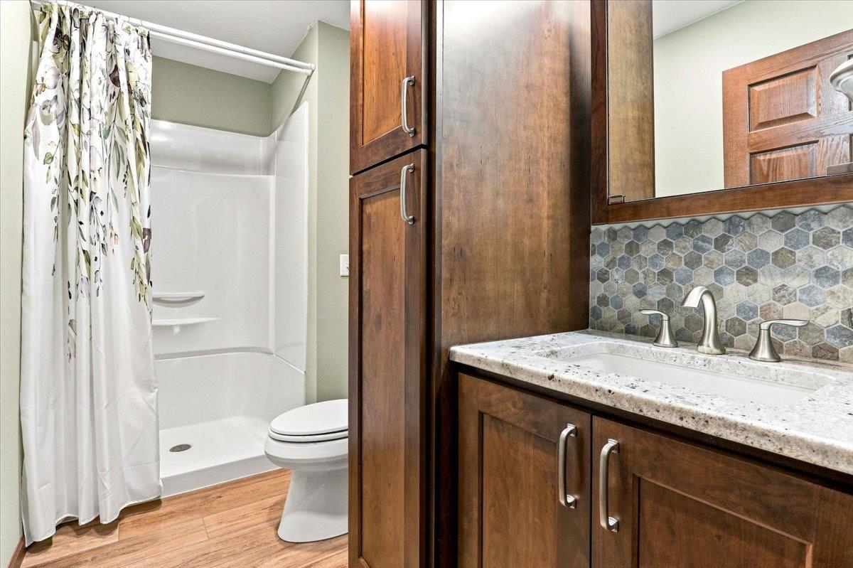 1720 Elizabeth Street Unit: 13