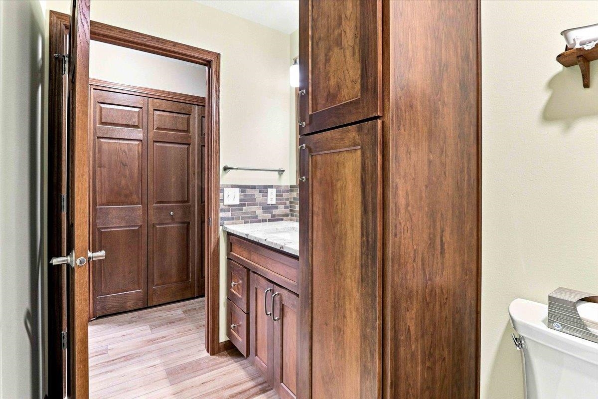 1720 Elizabeth Street Unit: 13