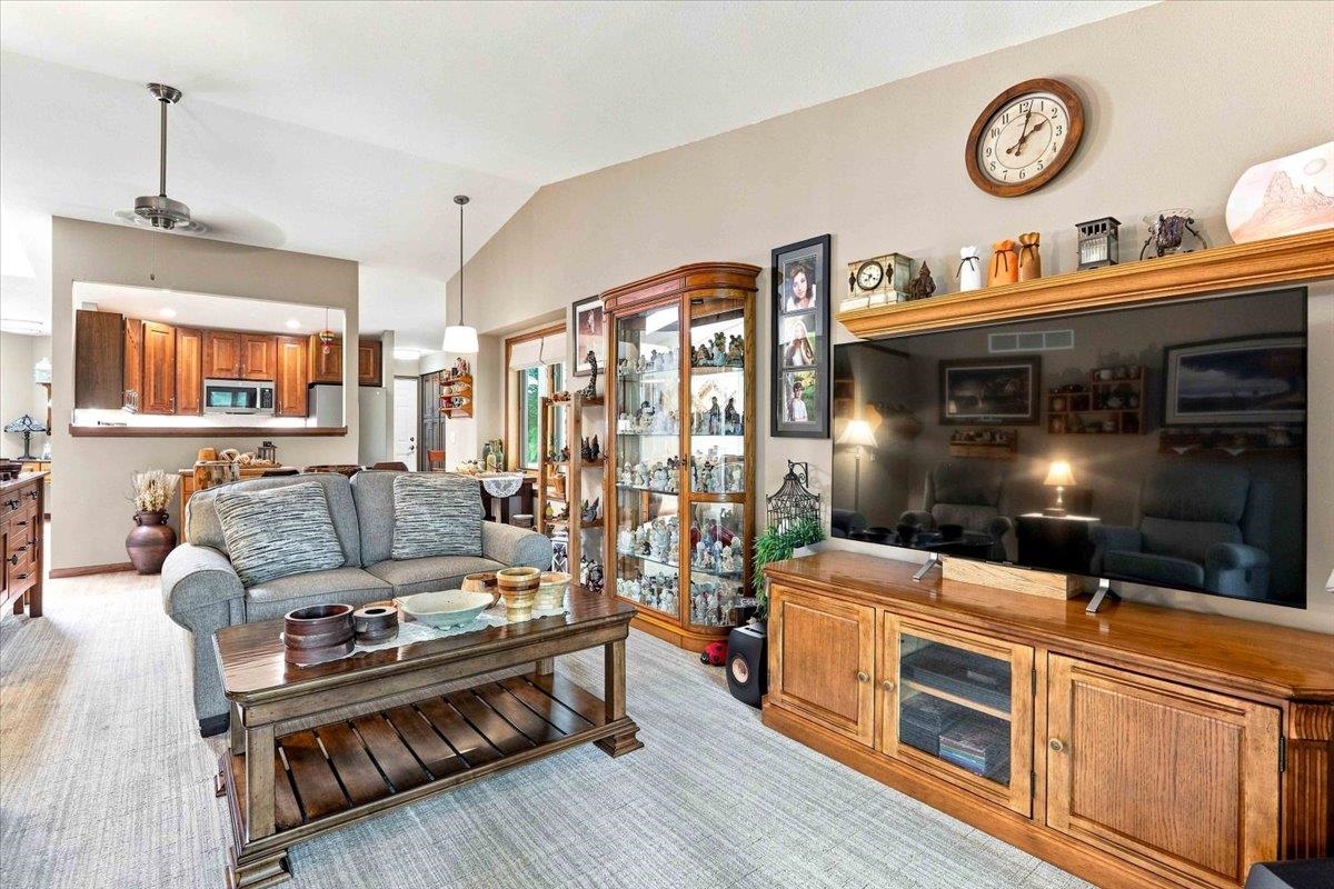 1720 Elizabeth Street Unit: 13