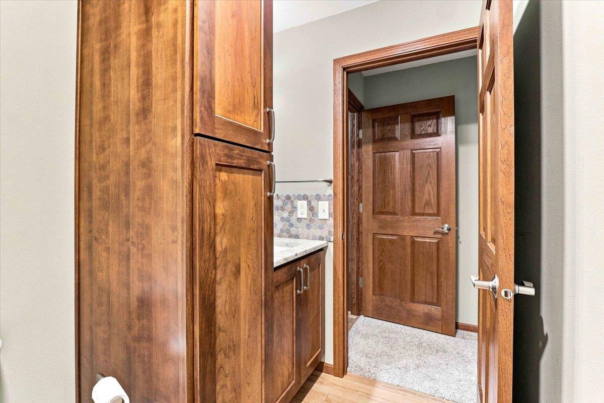 1720 Elizabeth Street Unit: 13