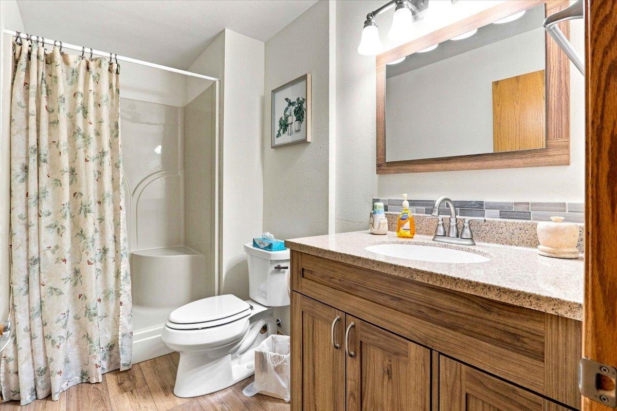 1720 Elizabeth Street Unit: 13