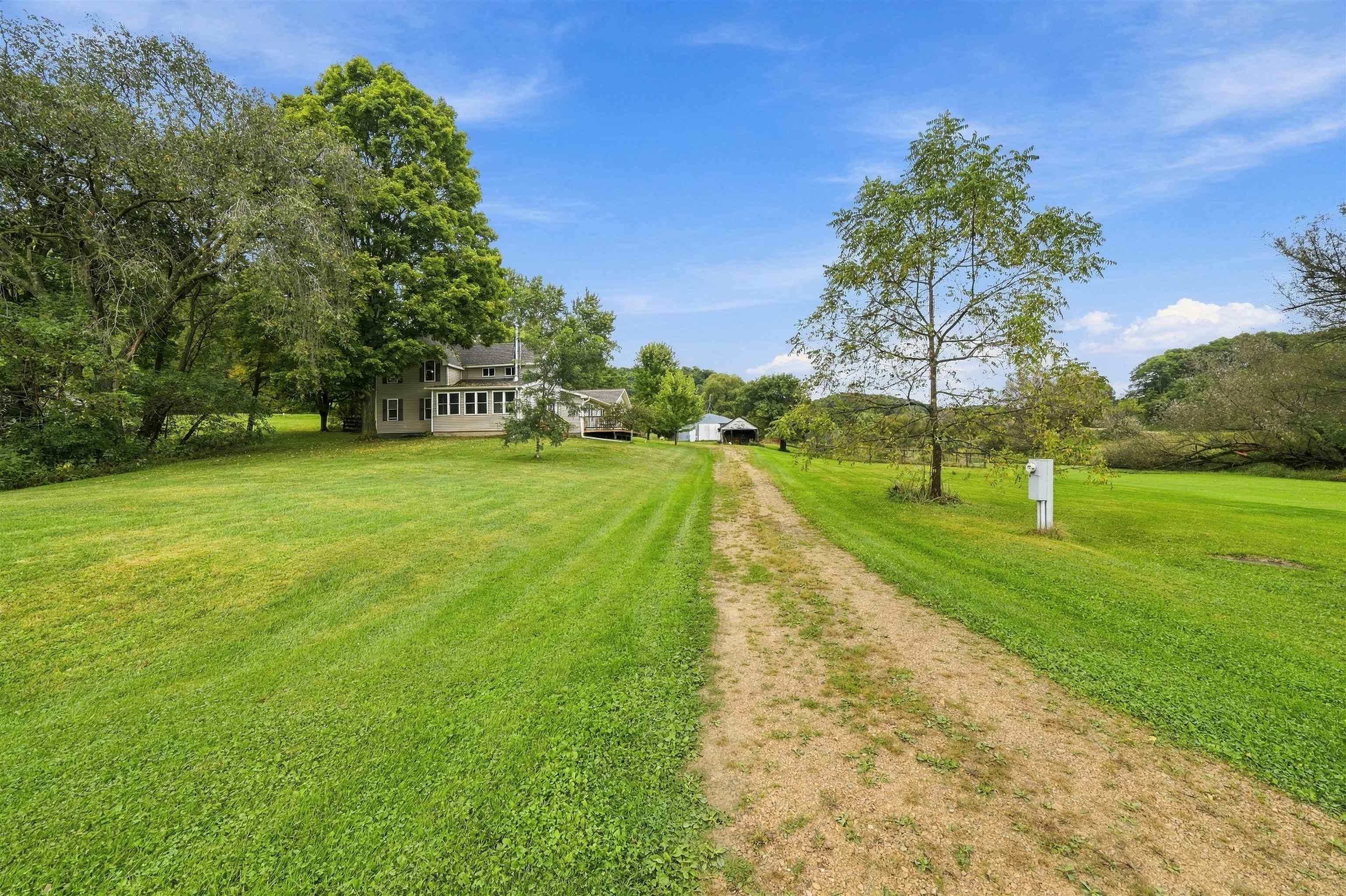 17857 Old County Farm Drive