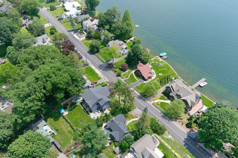 435 W Shore Trl