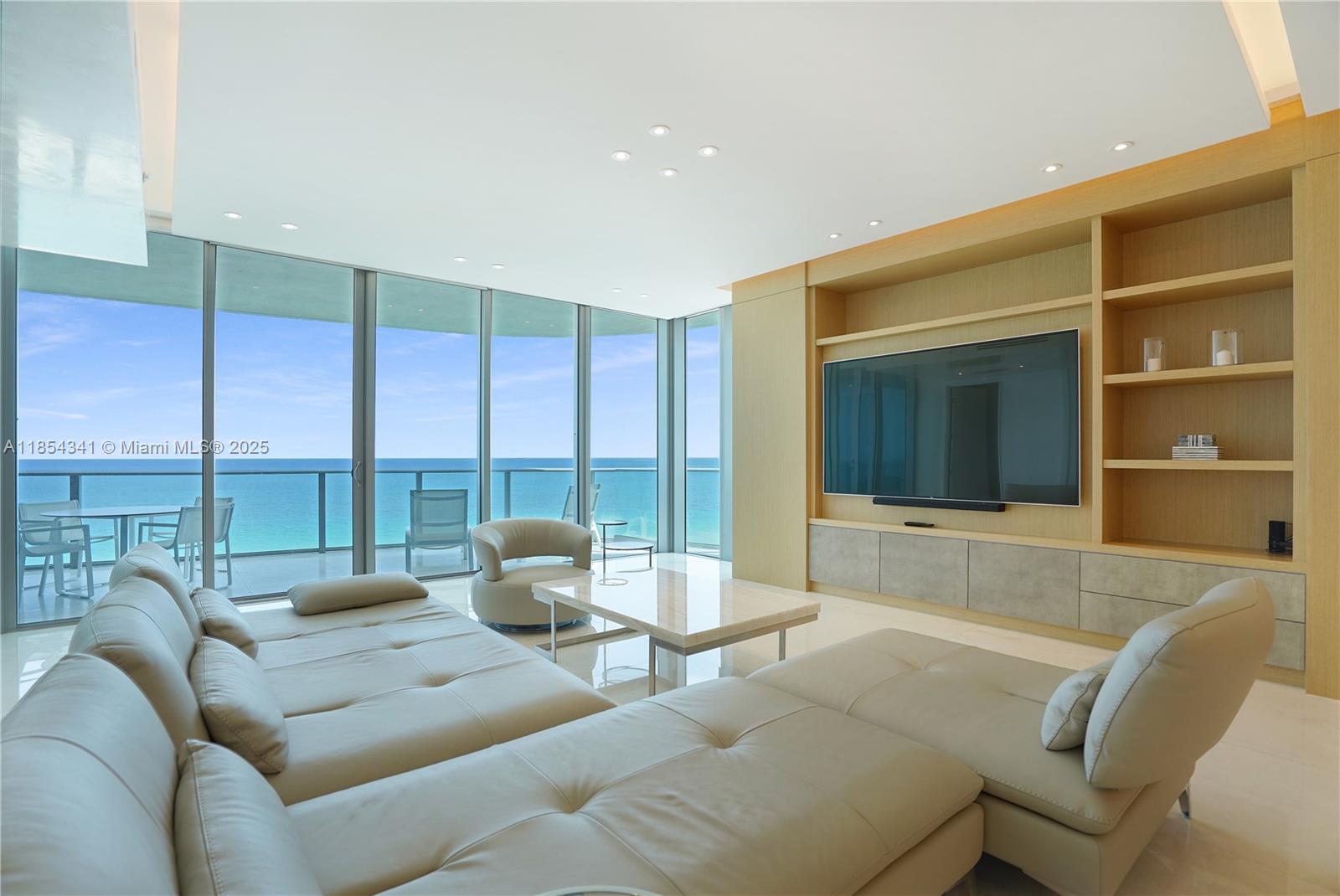 17475 Collins Ave # 601